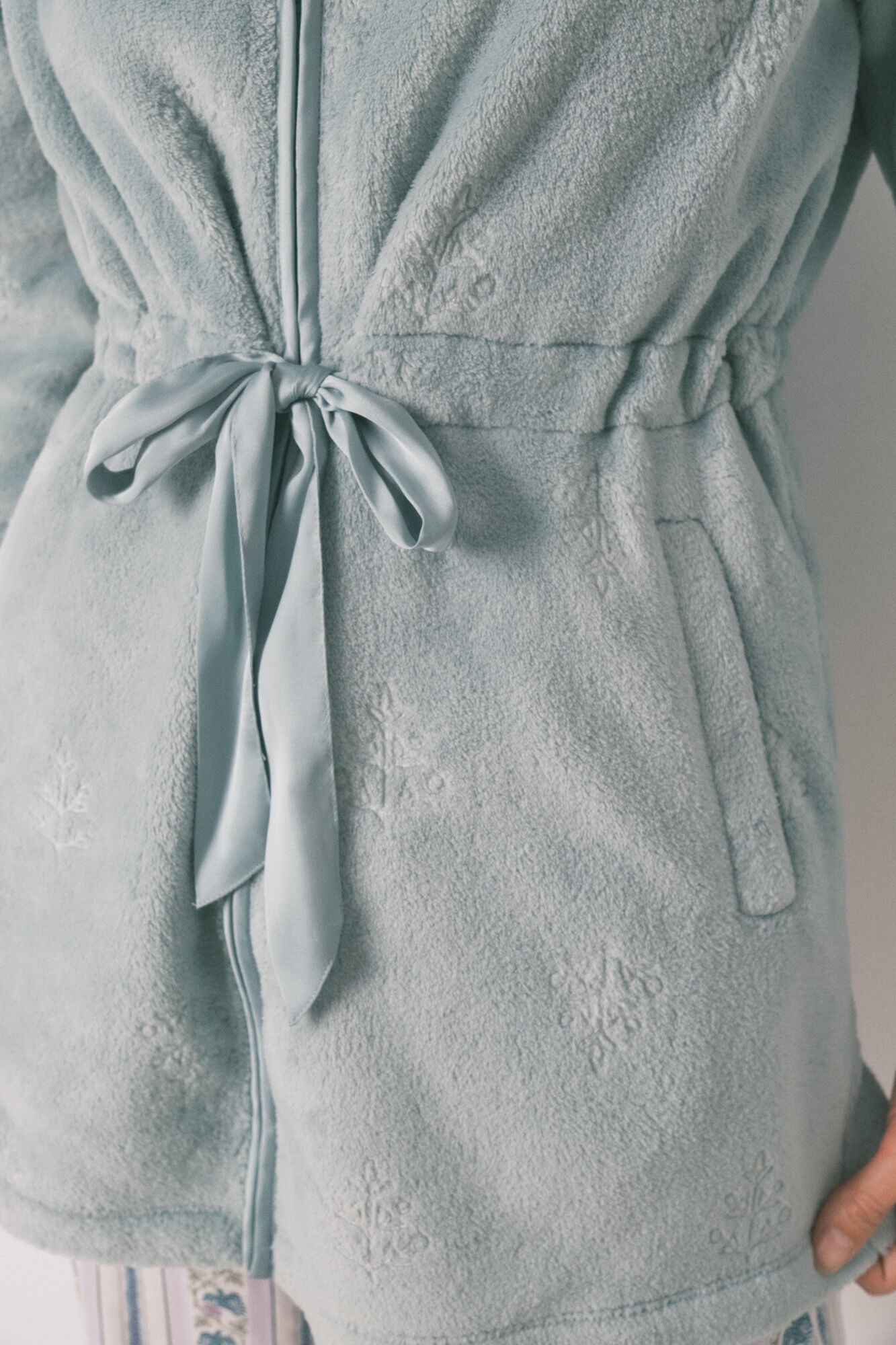 Women Secret_Green_Green Floral Fleece Midi Robe_3142294_28_02