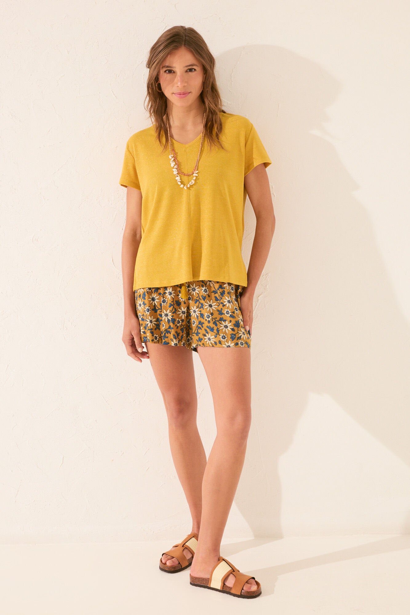 Women Secret_Short Sleeve Ribbed T-Shirt with Gold Lurex_3272260_08_06