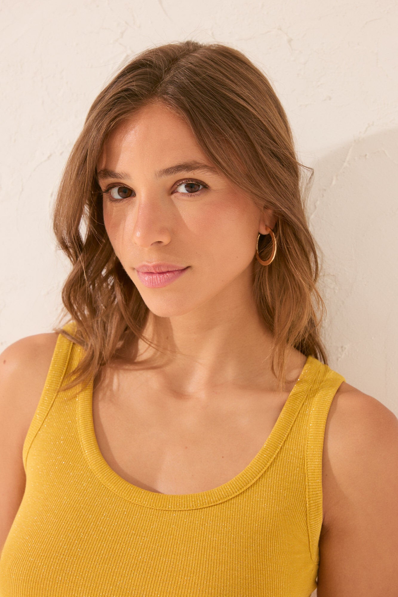 Women Secret_Gold Lurex Ribbed Vest Top_3272266_08_04