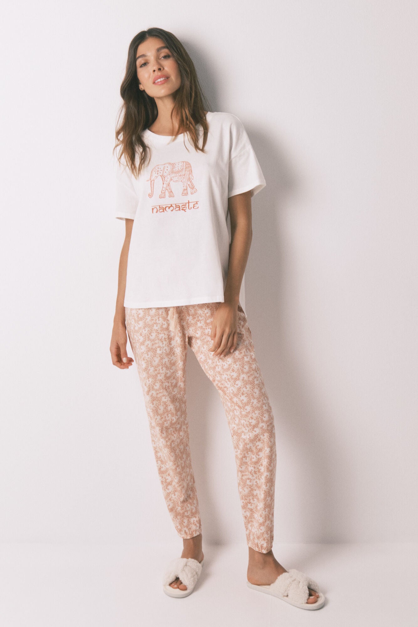 Women Secret_Ivory_100% Cotton "Namaste" Ivory T-Shirt_3272286_96_03