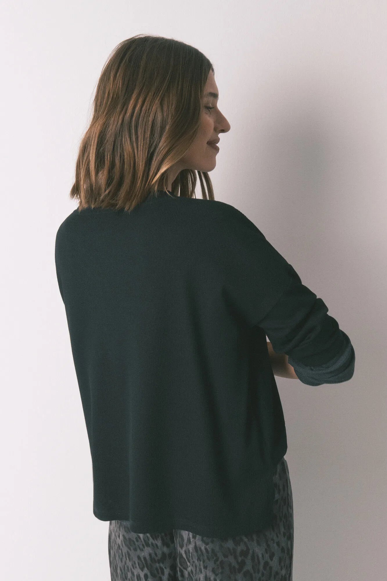 Women Secret_Black_Black Waffle Long Sleeve T-Shirt_3272292_01_05