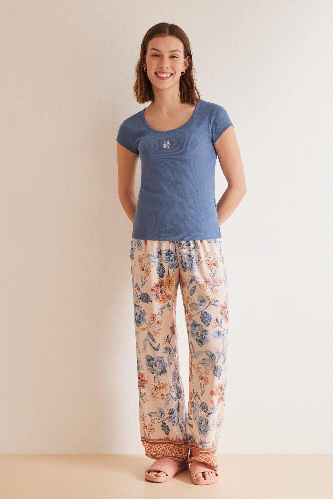 Short Sleeve Ribbed T-Shirt_3277307_11_02