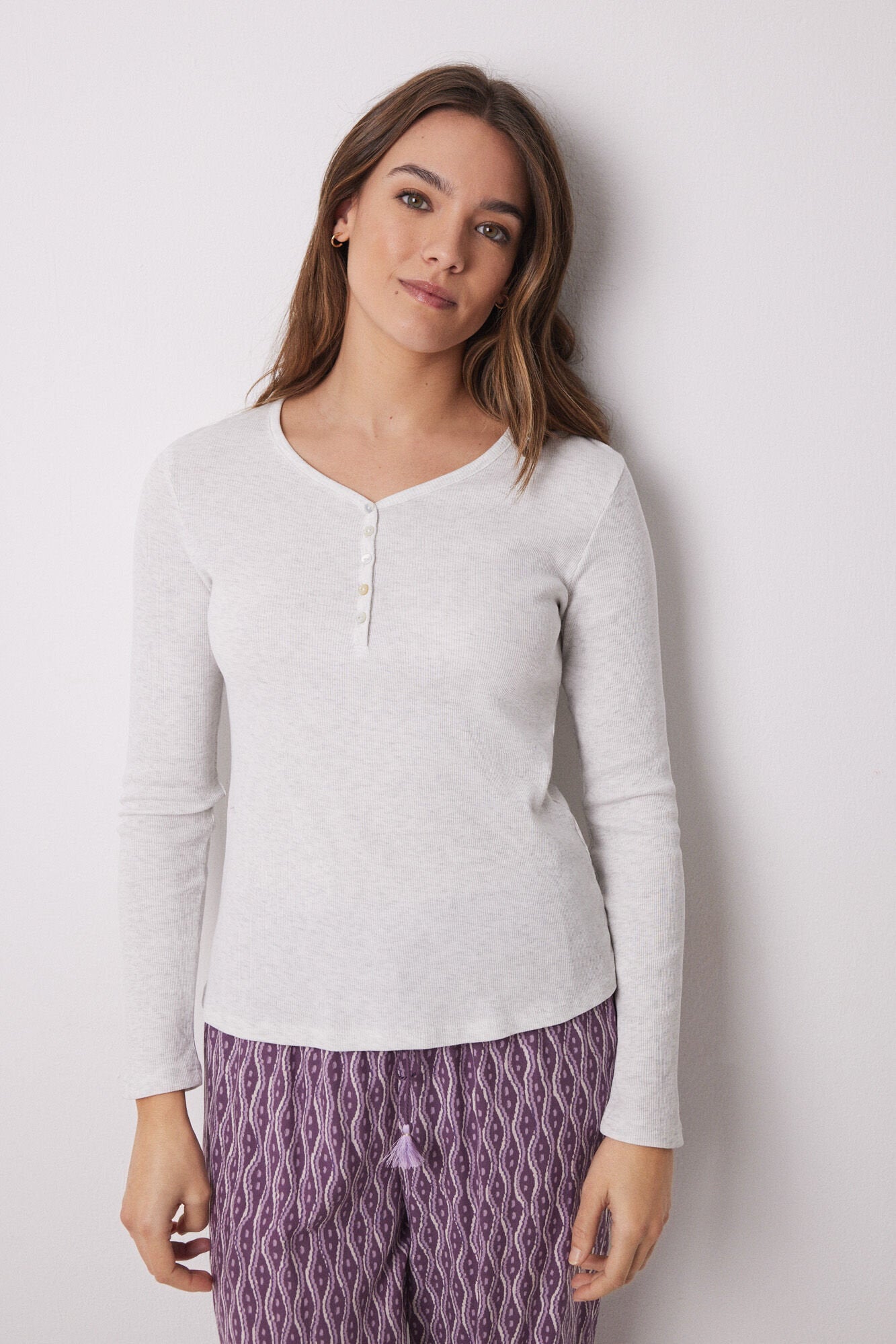 Women Secret_Gray Ribbed Long Sleeve -Shirt_3279672_48_01