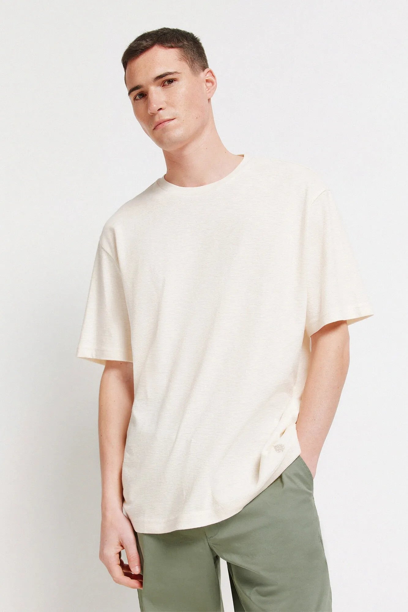 Springfield White Men Textured T-Shirt SKU: 3283428_97 Image 01