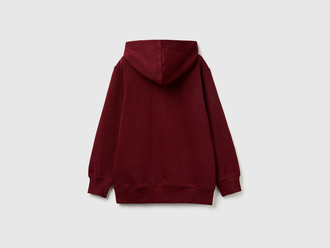 Benetton_Burgundy_Hoodie ©Harvard University_32N4C204U_129_02