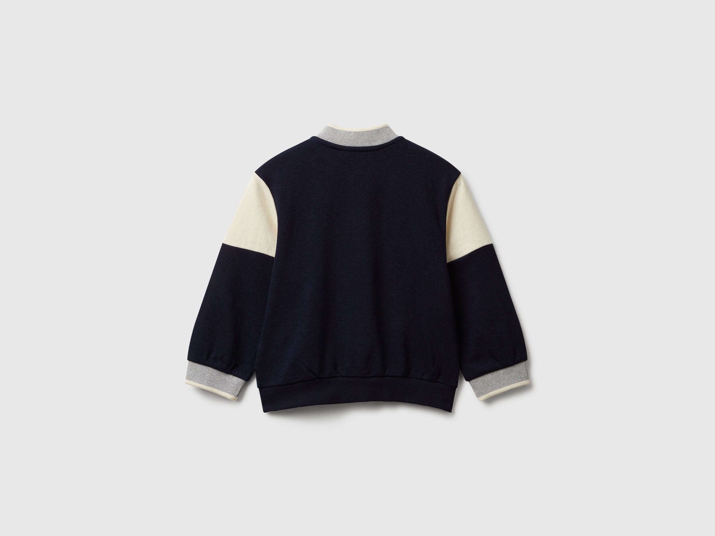 Benetton_Dark Blue_Bomber Jacket in Sweat Fabric with Print and Embroidery_32N4G503Z_016_02