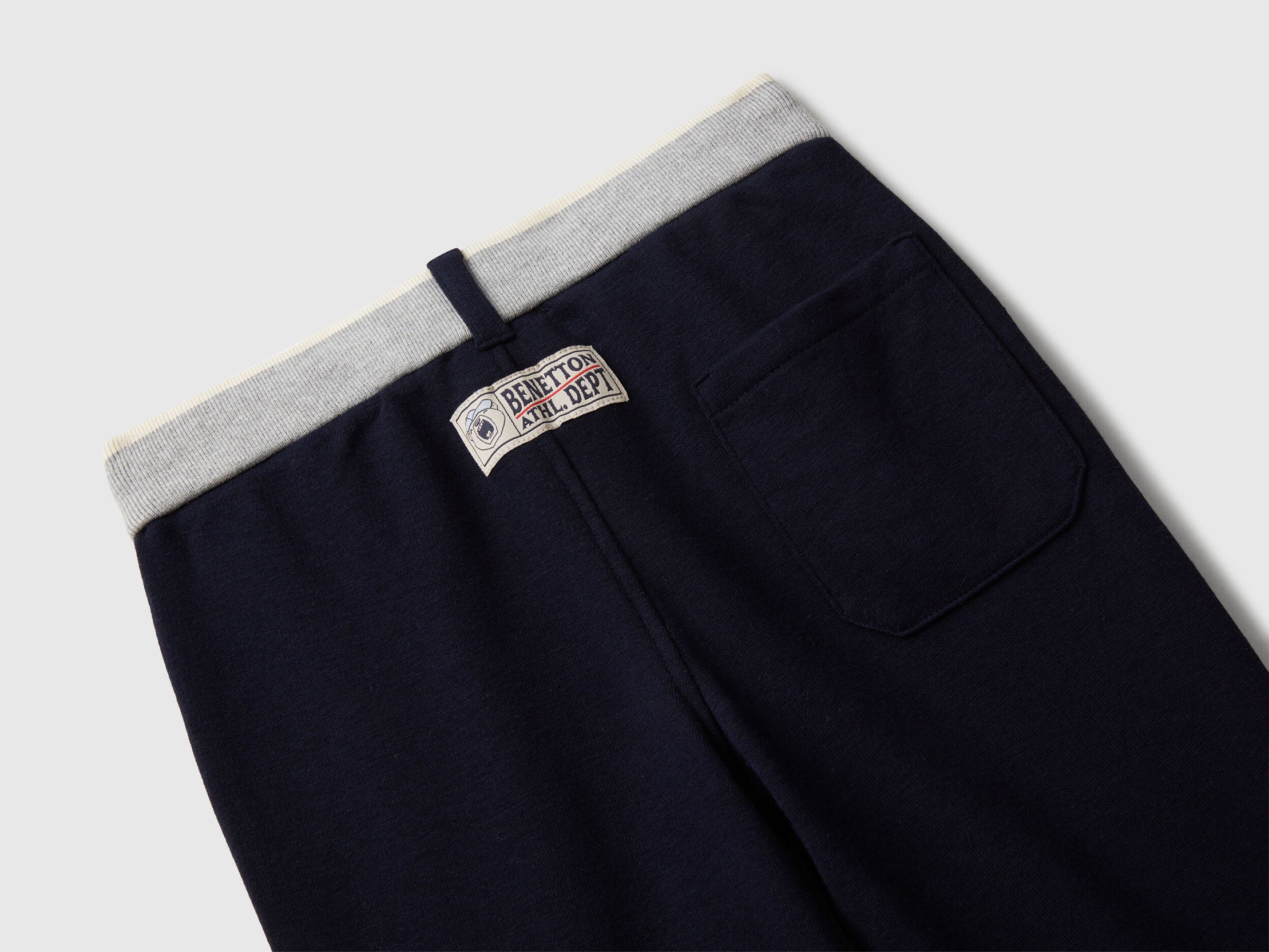 Benetton_Dark Blue_Sweatpants with Drawstring_32N4GF050_016_03