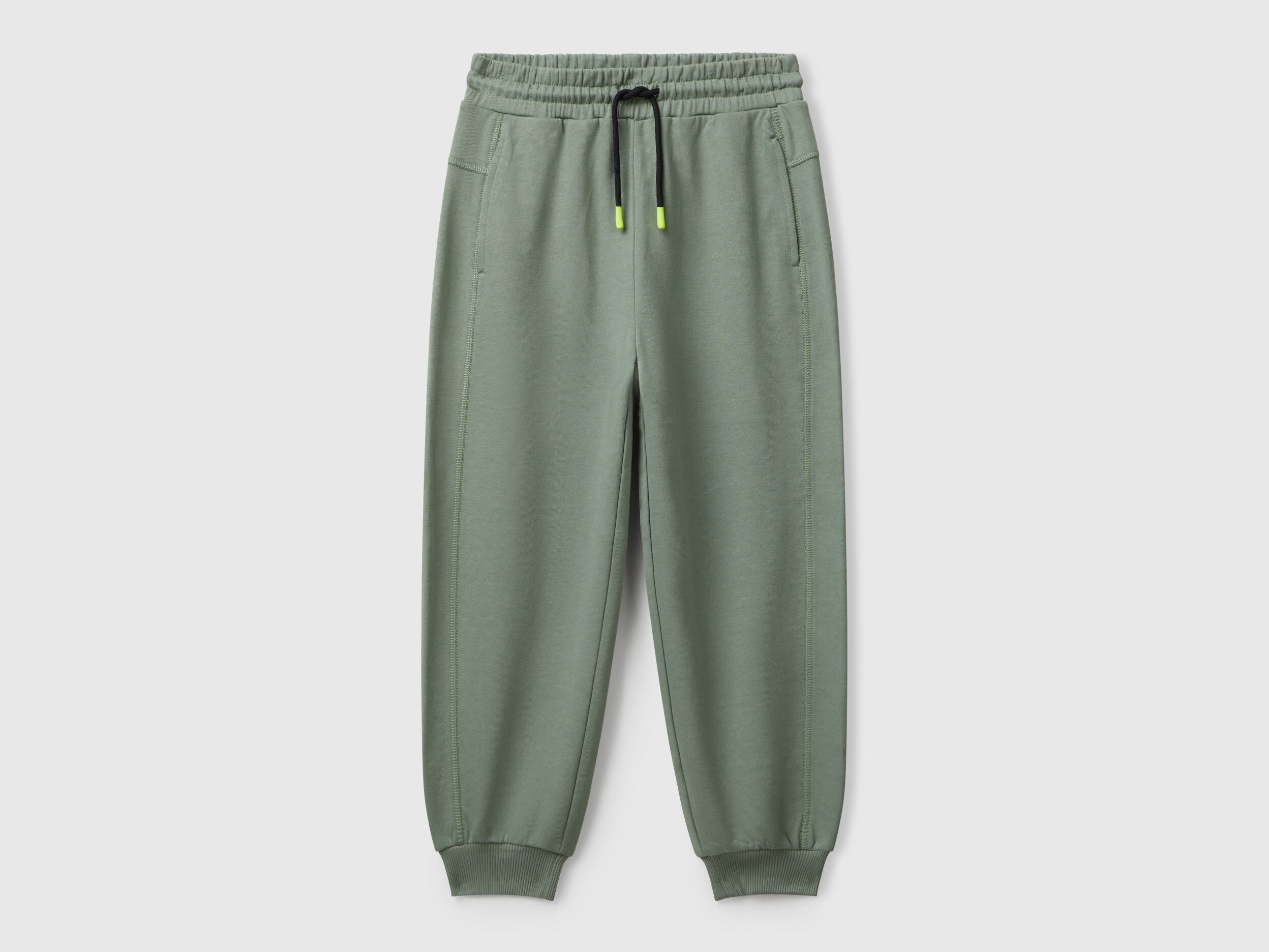 Benetton_Light Green_Sweatpants with Graffiti Print_33NVCF06D_075_01