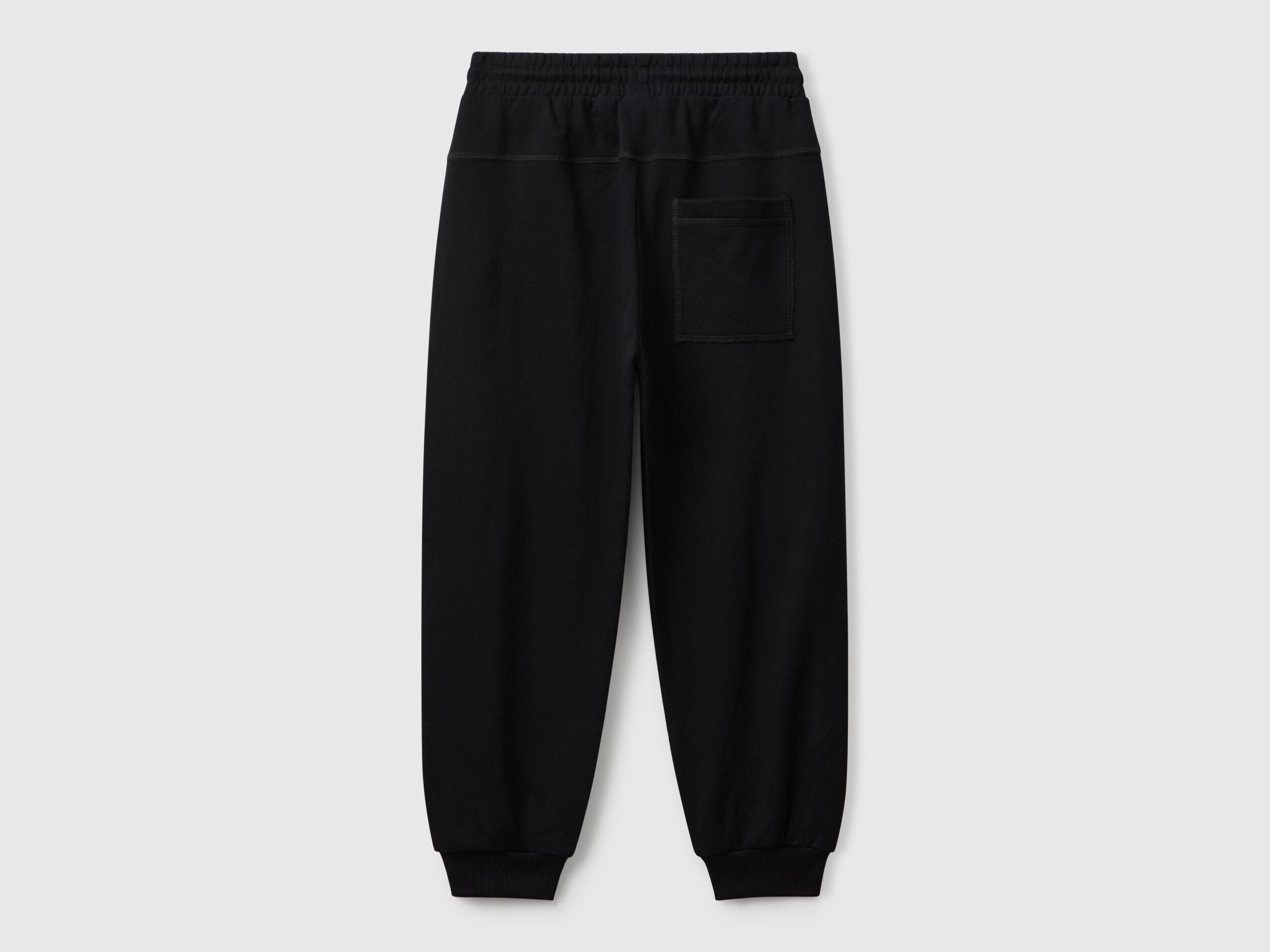 Benetton_Black_Sweatpants with Graffiti Print_33NVCF06D_100_02