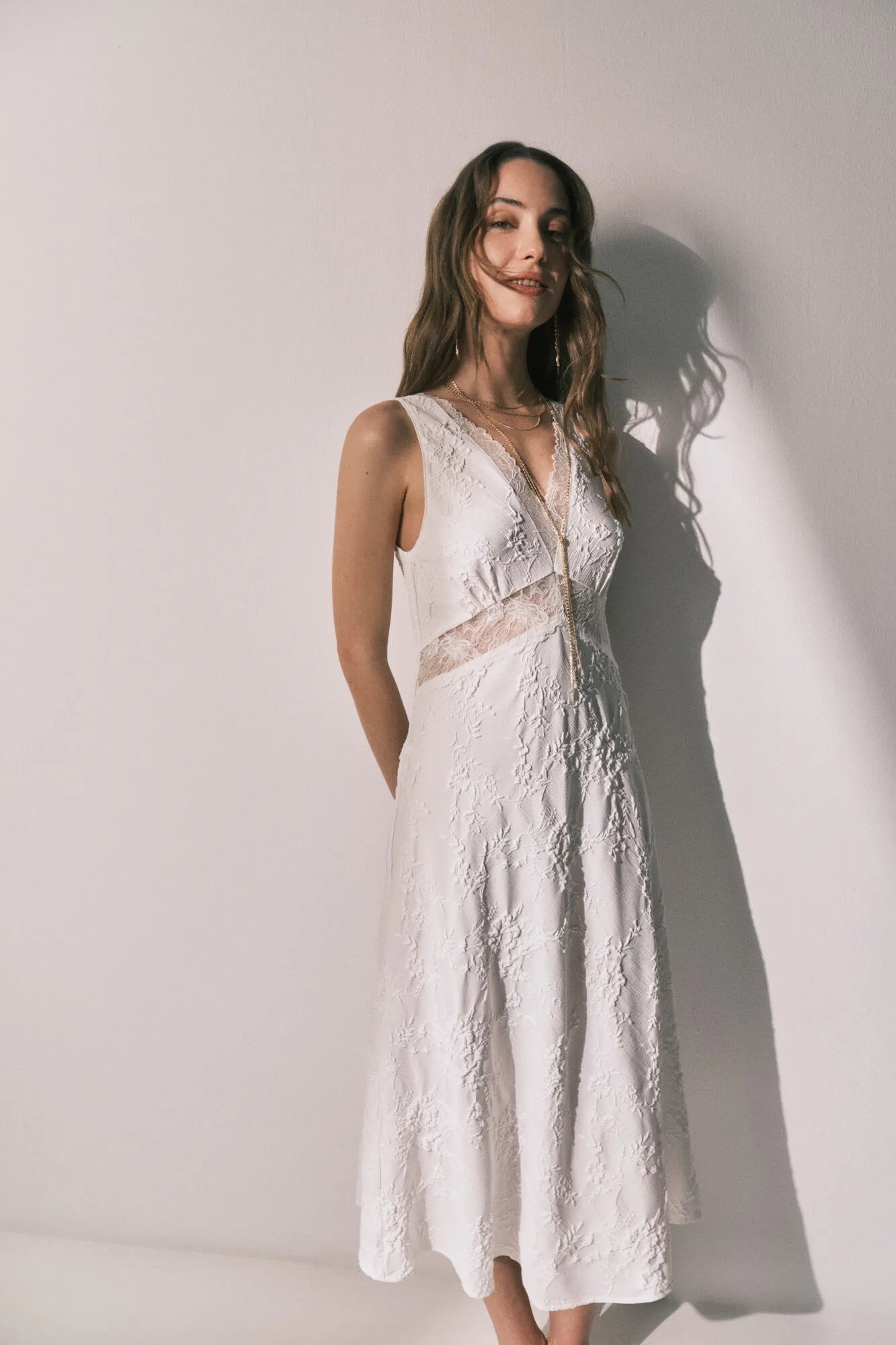 Women Secret_Ivory_Long Satin Jacquard Nightdress in White_3413703_96_06