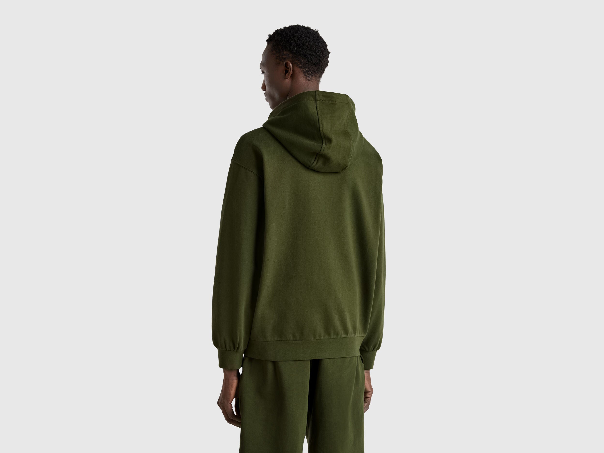 Benetton_Olive Green_Zip-Up Hoodie in Cotton_342ZU500P_35Y_02
