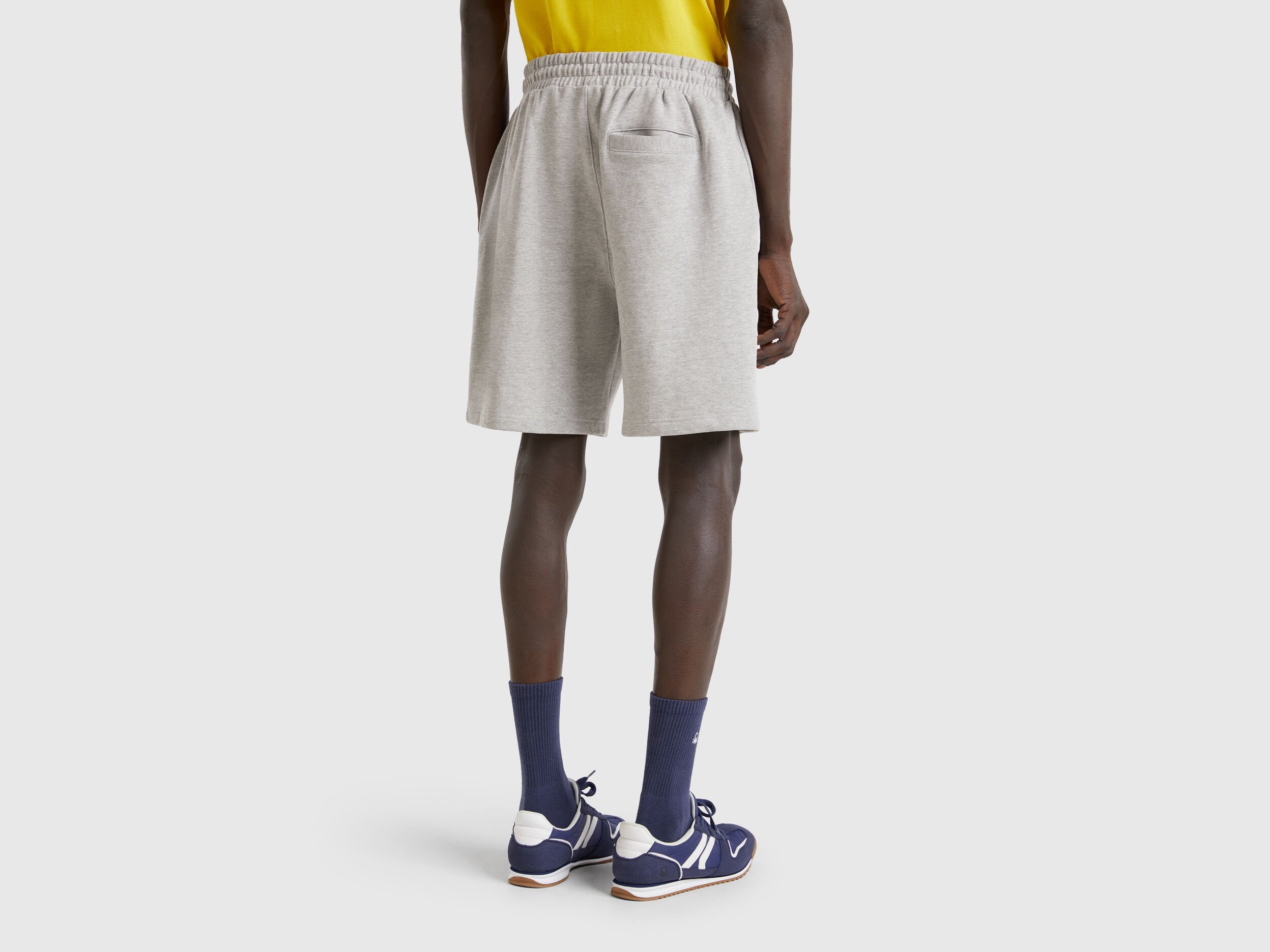 Benetton_Bermudas in Cotton Sweat_342ZU900X_501_03