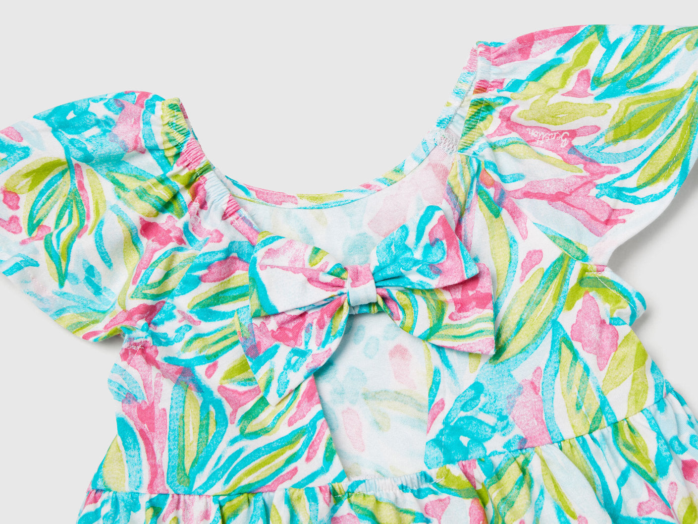 Benetton_Green Dress with Tropical Print_34VAGV010_73J_03