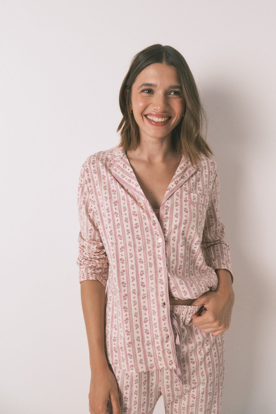 Women Secret_Pink_Long 100% Cotton Classic Pyjamas with Pink Flowers_3592420_73_04