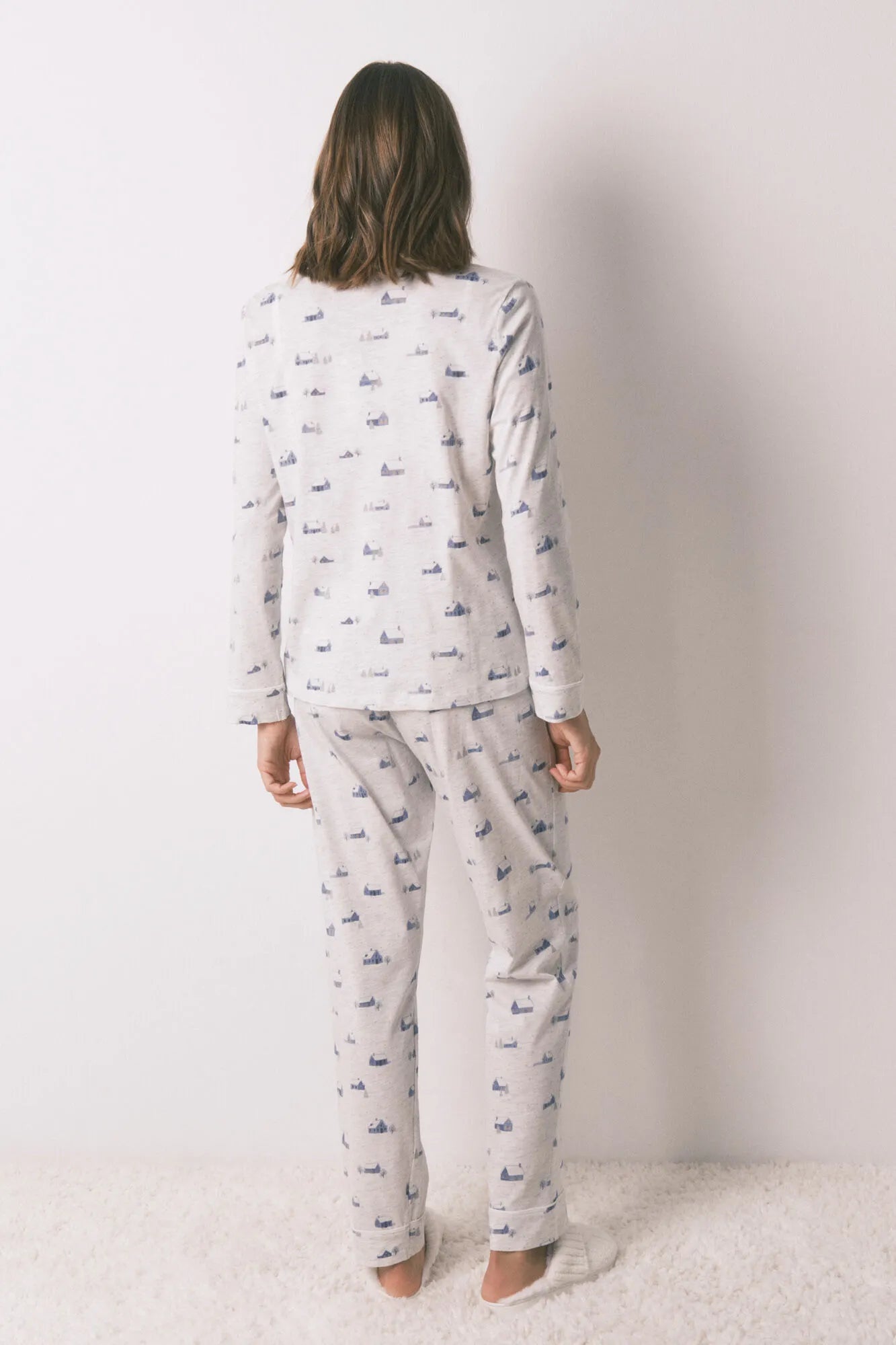 Women Secret_Medium Grey_Long 100% Cotton Grey Classic Pyjamas with House Print_3592441_46_06