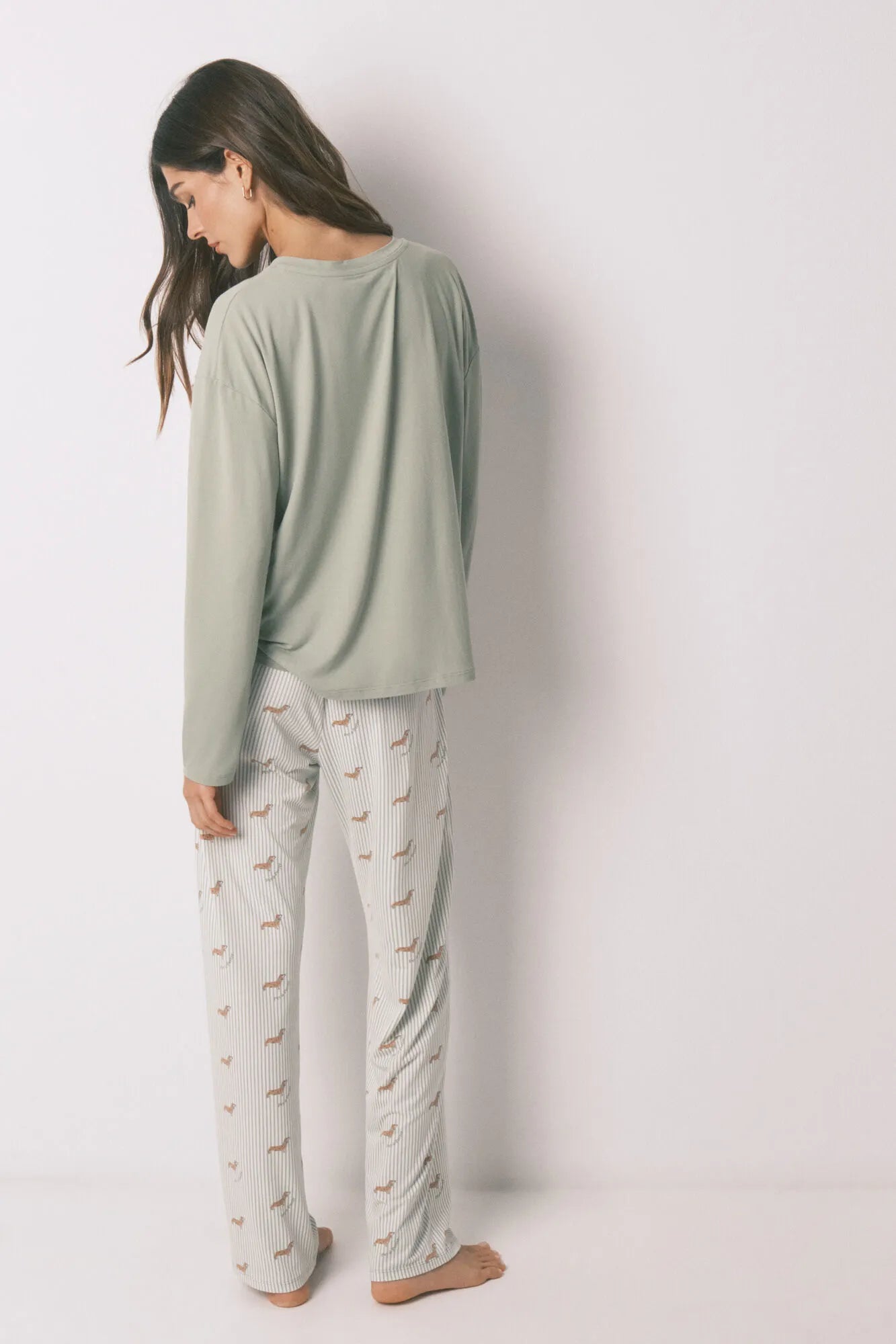 Women Secret_Green_Green Soft Jersey-Knit Dog-Print Long Pyjamas_3593005_22_06