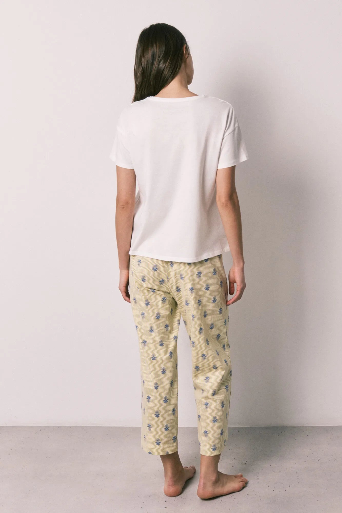 Women Secret Ivory Women White Cotton Capri Pyjamas SKU: 3593073_96 Image 05
