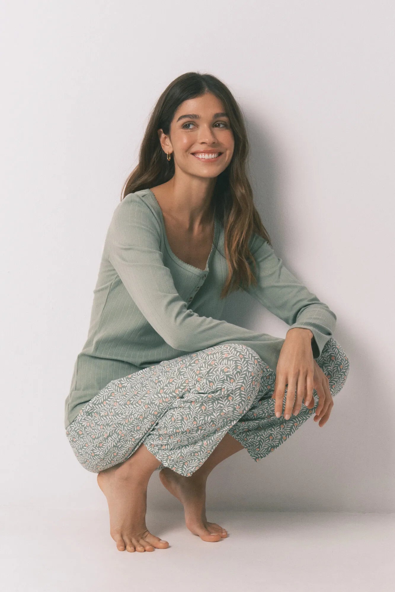 Women Secret_Green_Green Cotton Floral Print Long Pyjamas_3593959_22_01