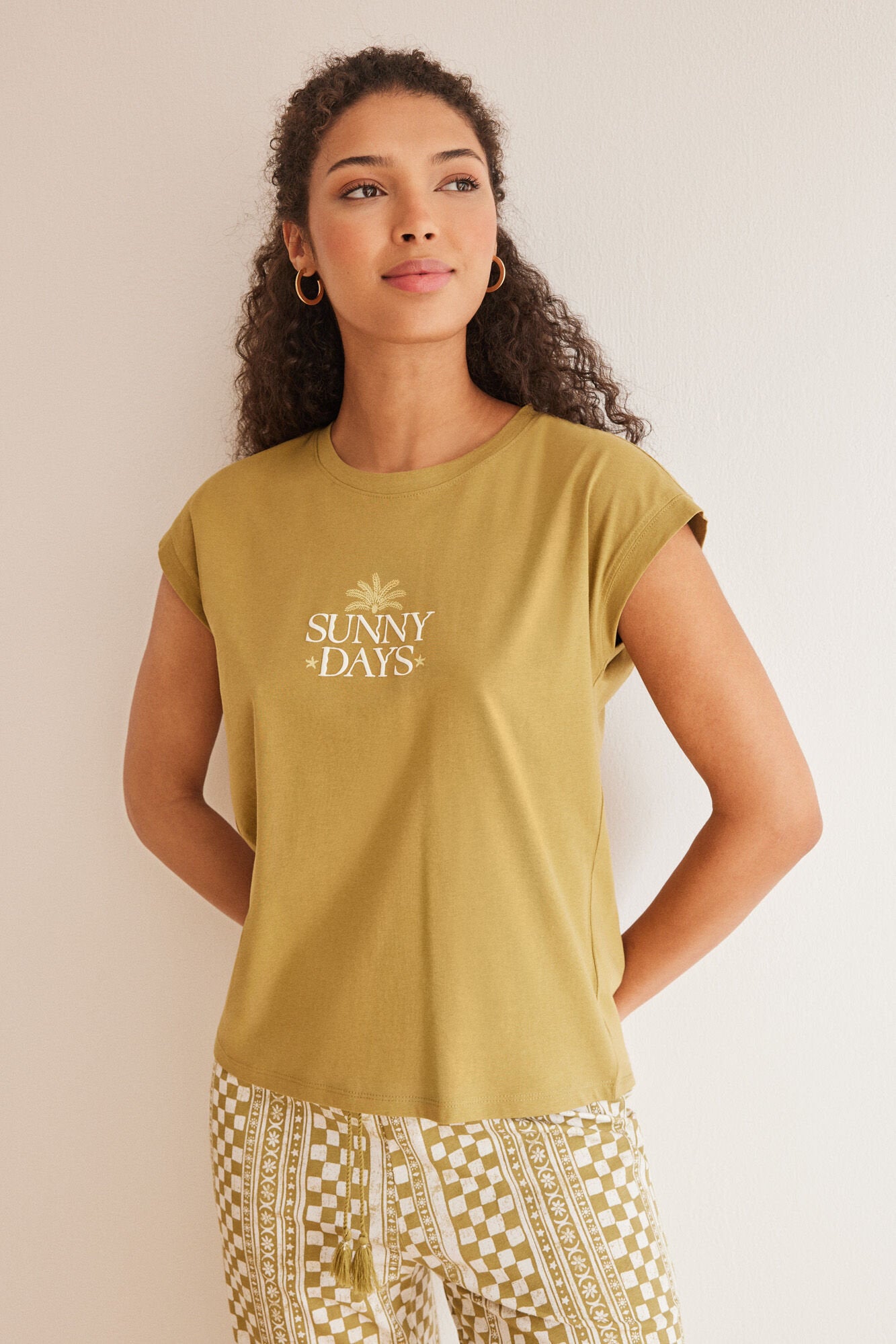 Light Khaki Short Sleeves Capri Pant Pyjama_3597367_93_01