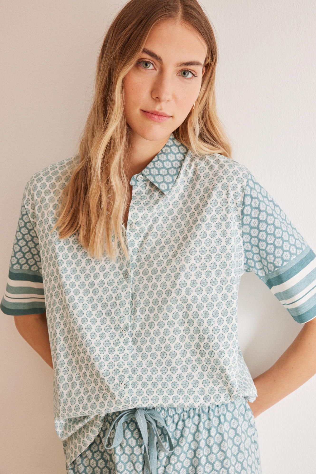 Short Sleeve Lounge Pyjama_3597380_19_01