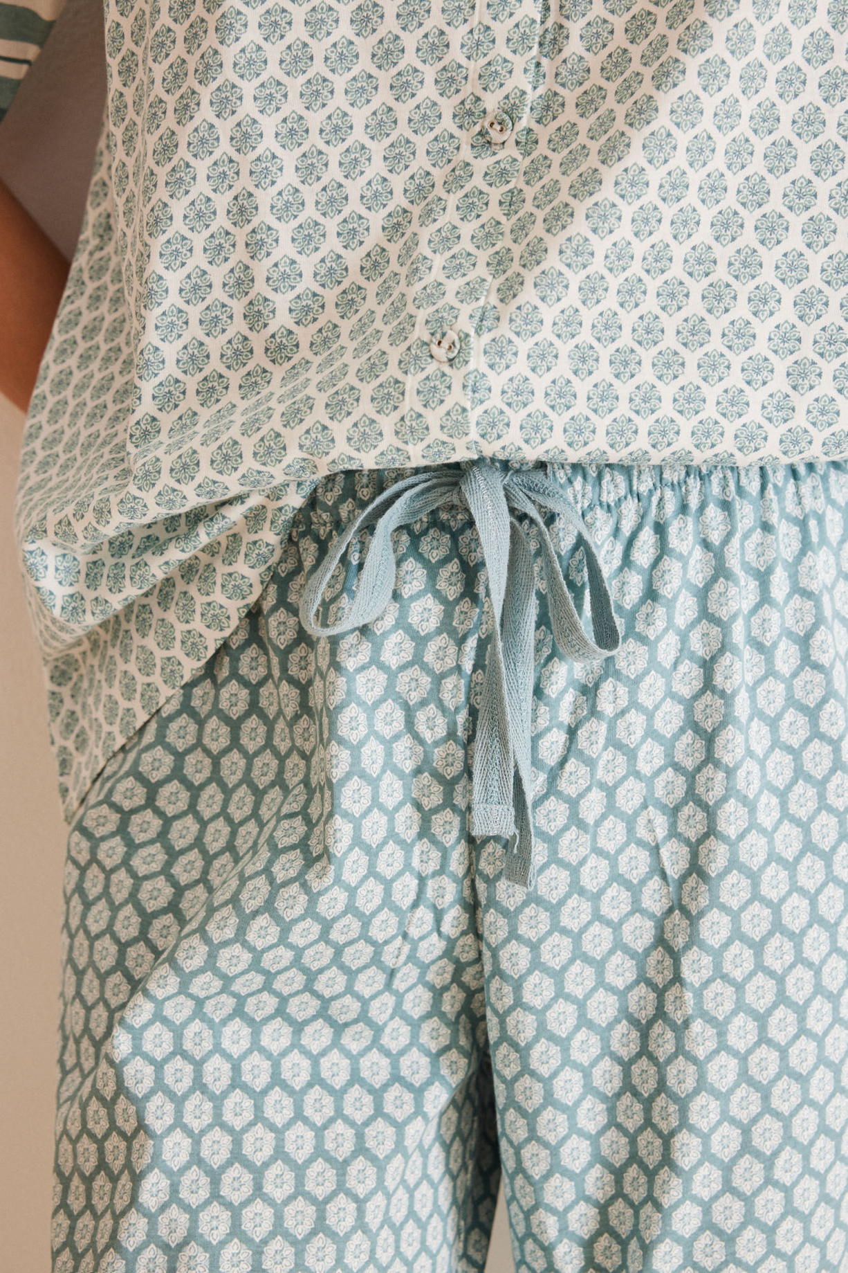 Short Sleeve Lounge Pyjama_3597380_19_04