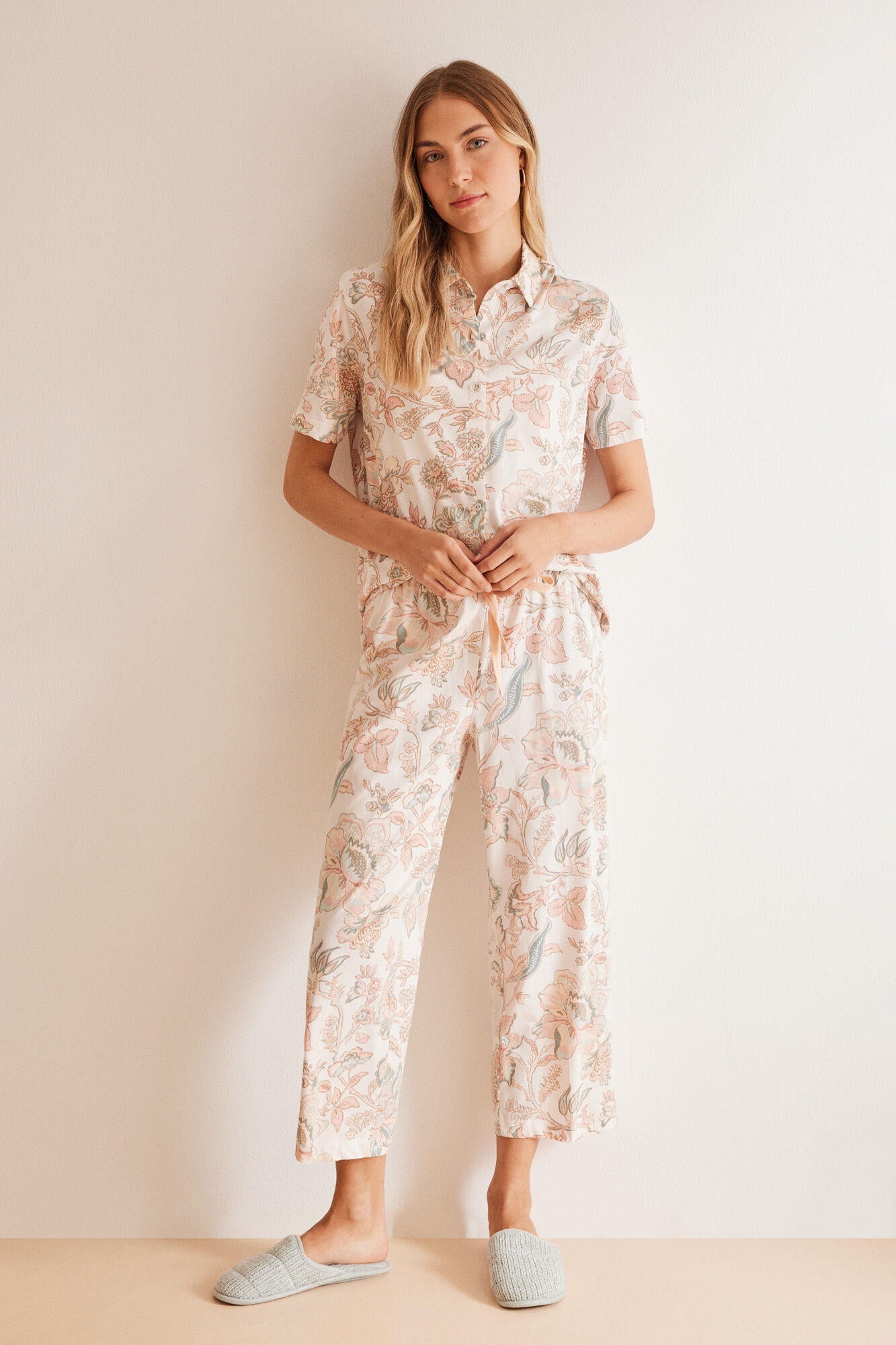 Short Sleeve Lounge Pyjama_3597381_97_01