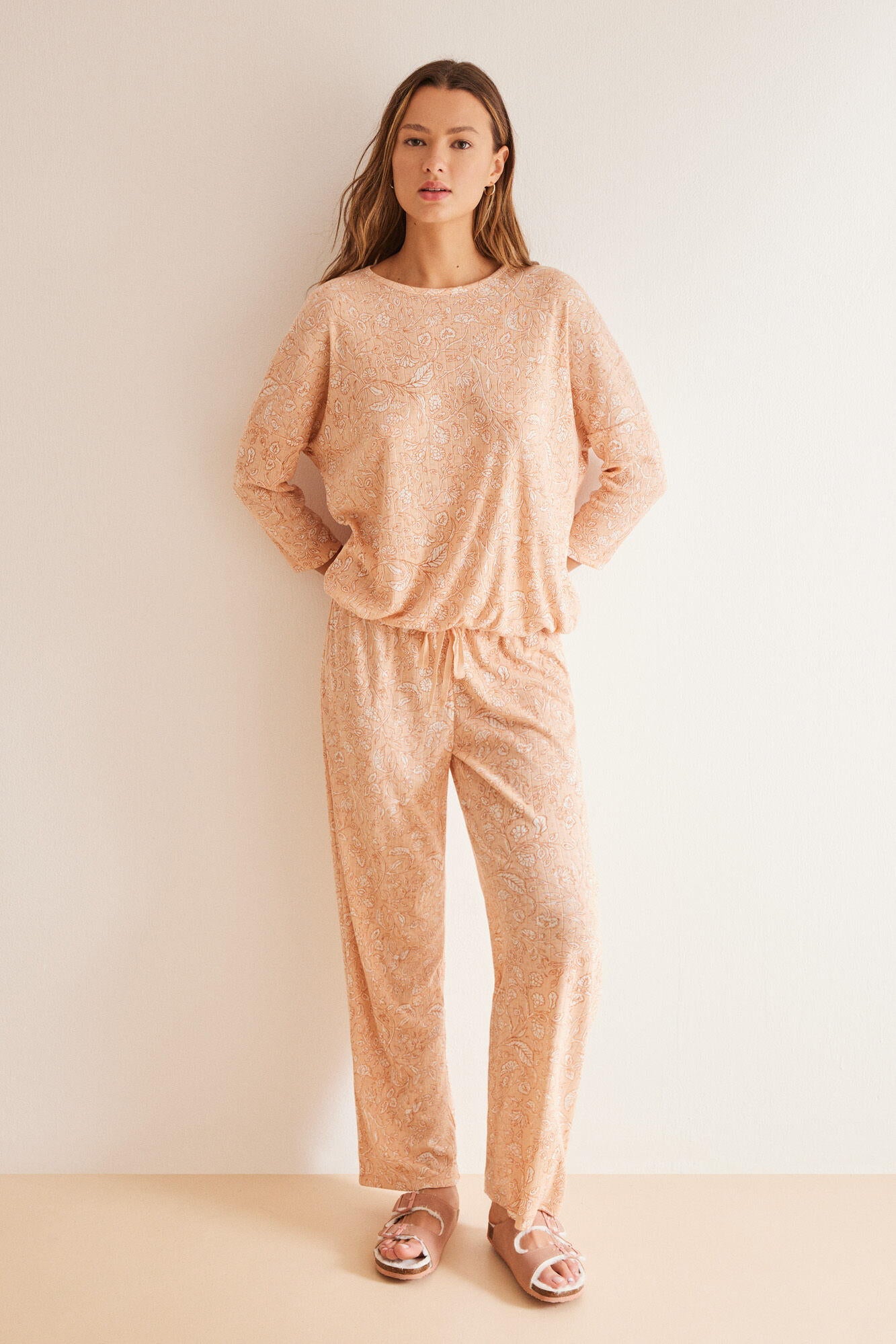 Short Sleeve Long Pant Pyjama_3597386_67_02