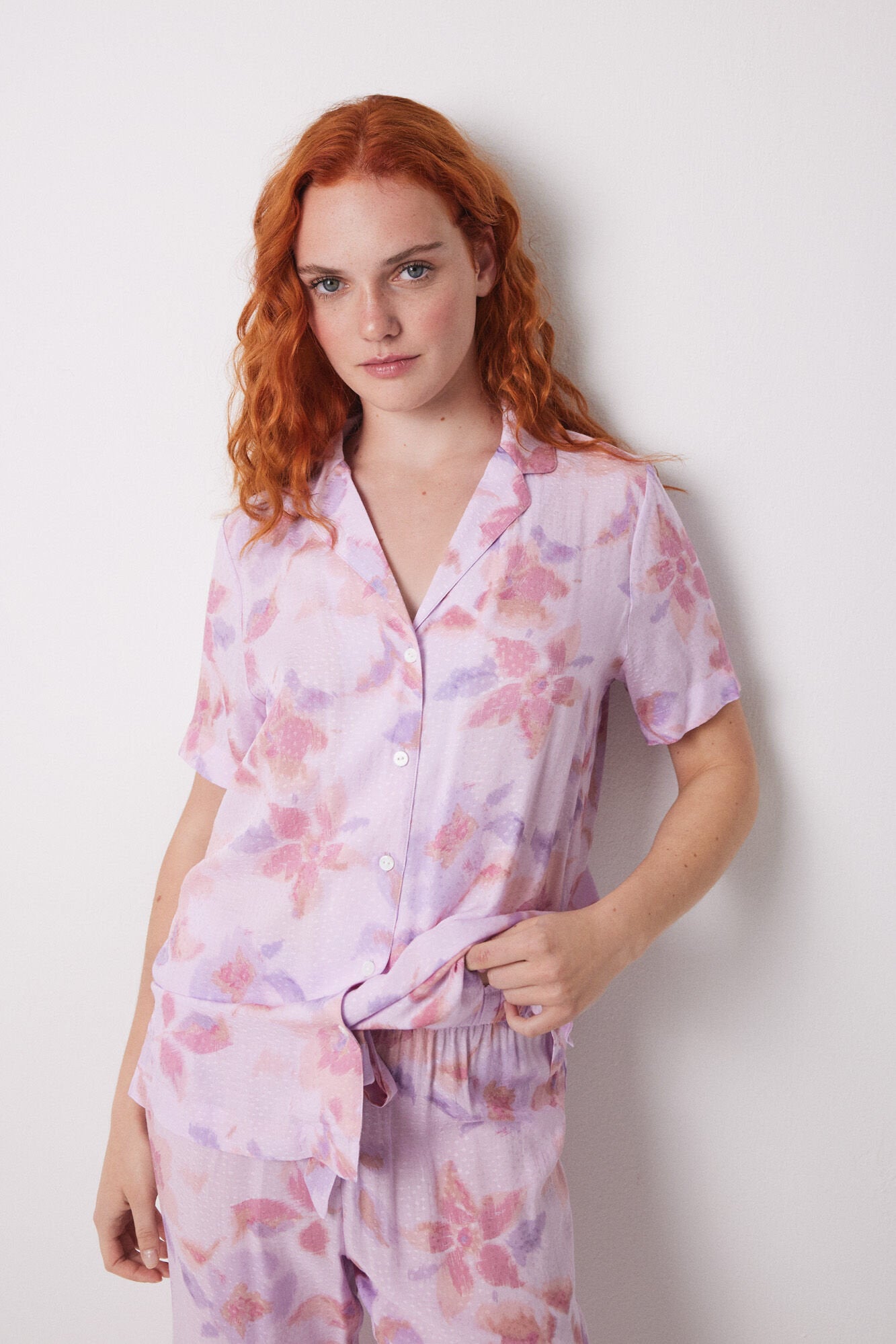 Women Secret_Capri Viscose Floral Shirt Pajamas_3599164_79_01