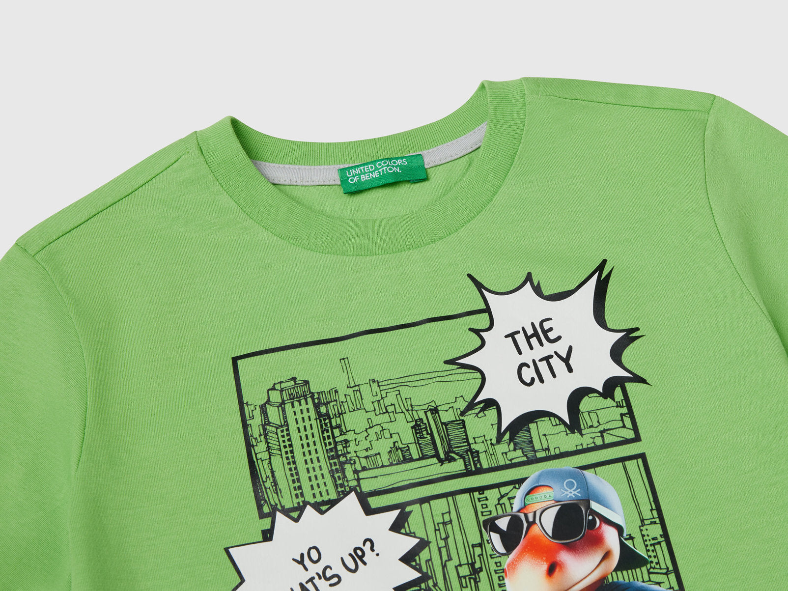 Benetton_Crew Neck T-Shirt with Print_35RYG10I7_2P7_03