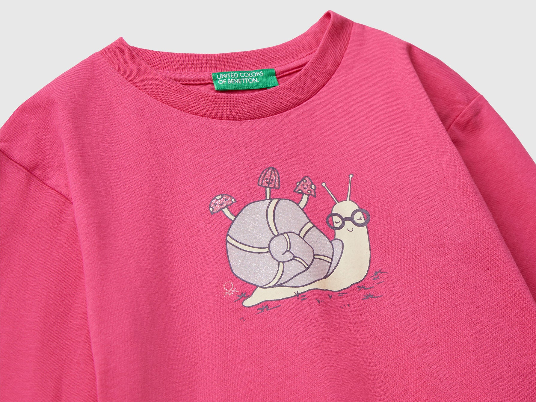 Benetton_Fuchsia_Cotton T-Shirt with Glittery Print_35RYG10K7_1A2_03