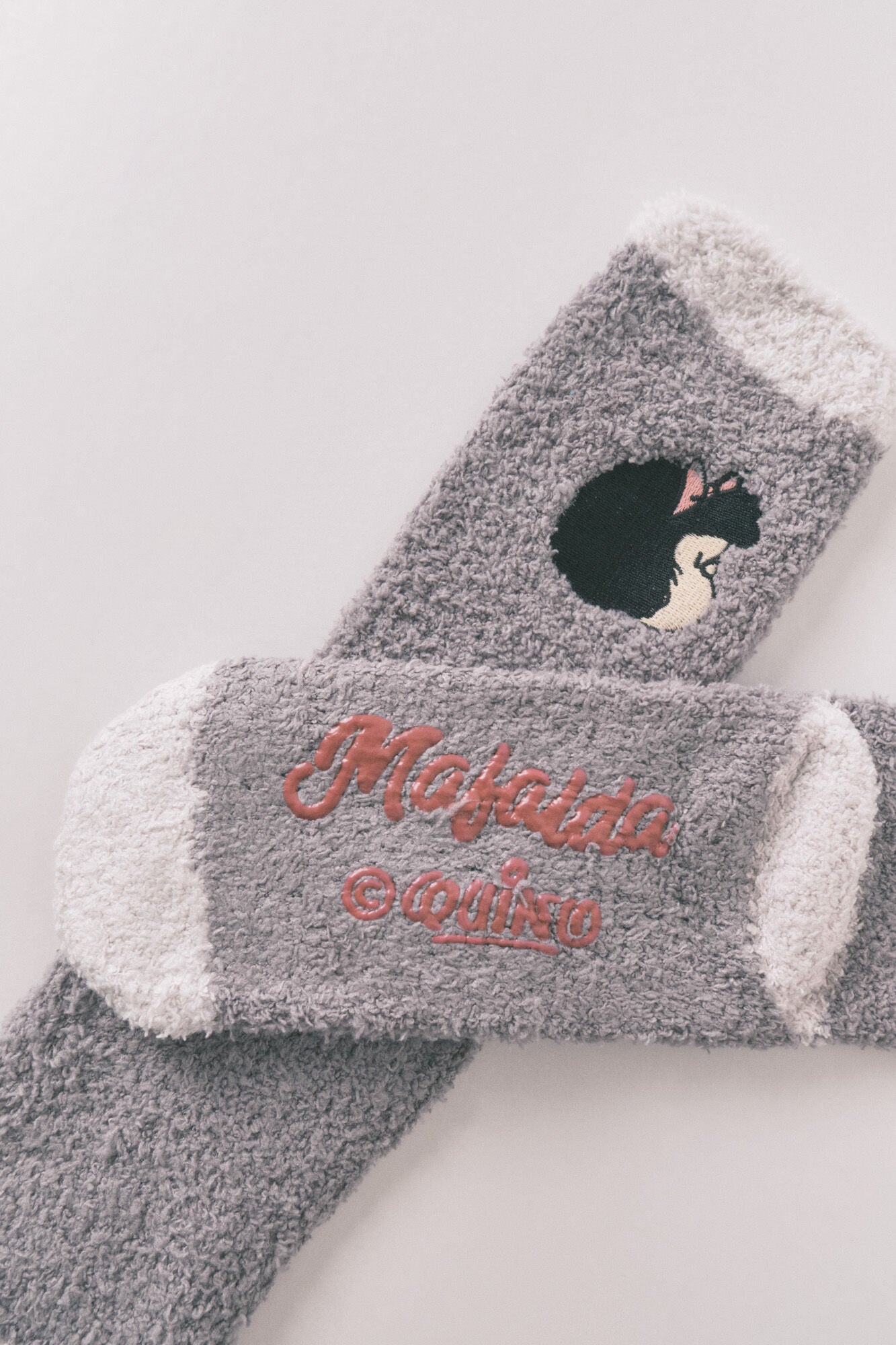 Women Secret_Light Grey_Mafalda Light Grey Long Socks_3612469_47_02