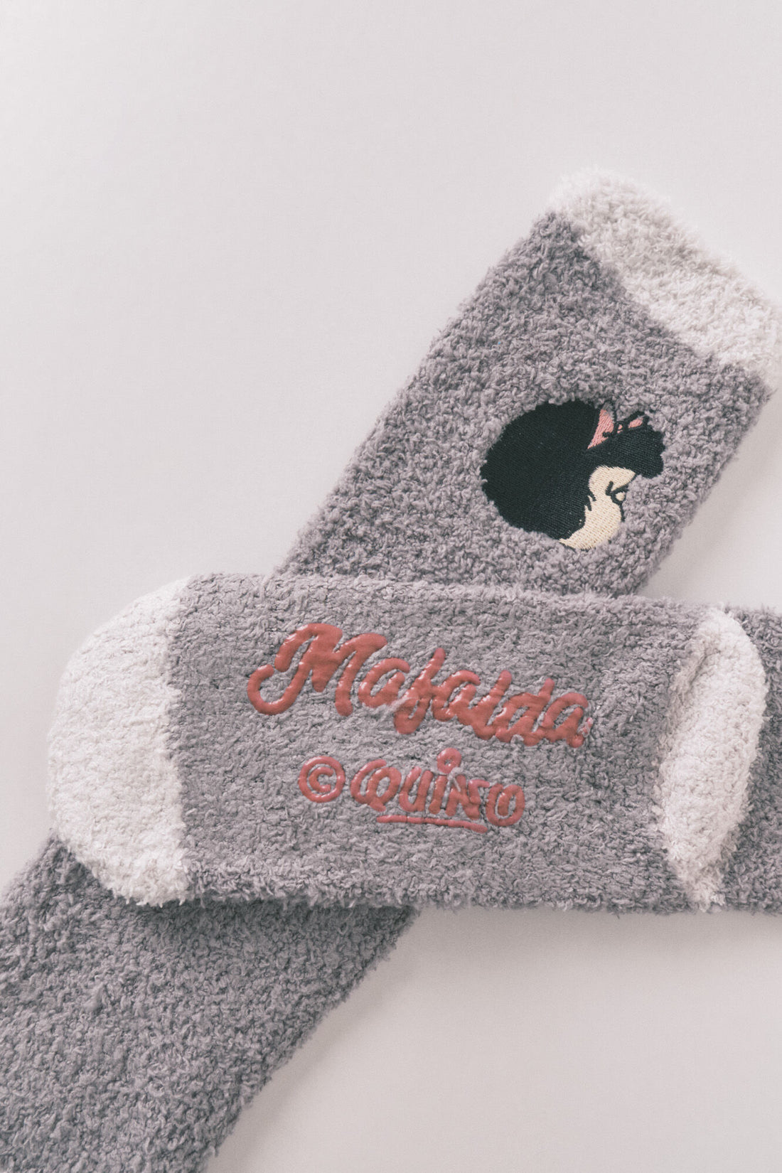 Women Secret_Light Grey_Mafalda Light Grey Long Socks_3612469_47_02