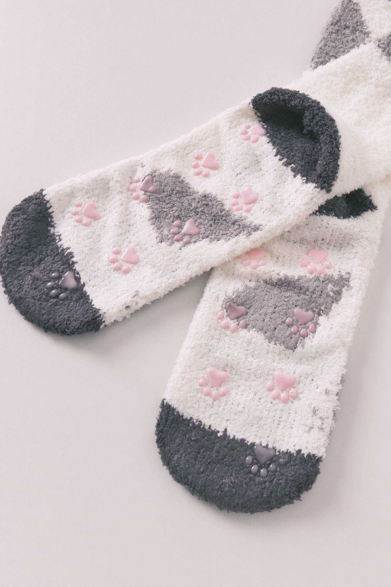 Women Secret_Multi-Color_Gray Cat Long Socks_3612472_47_03