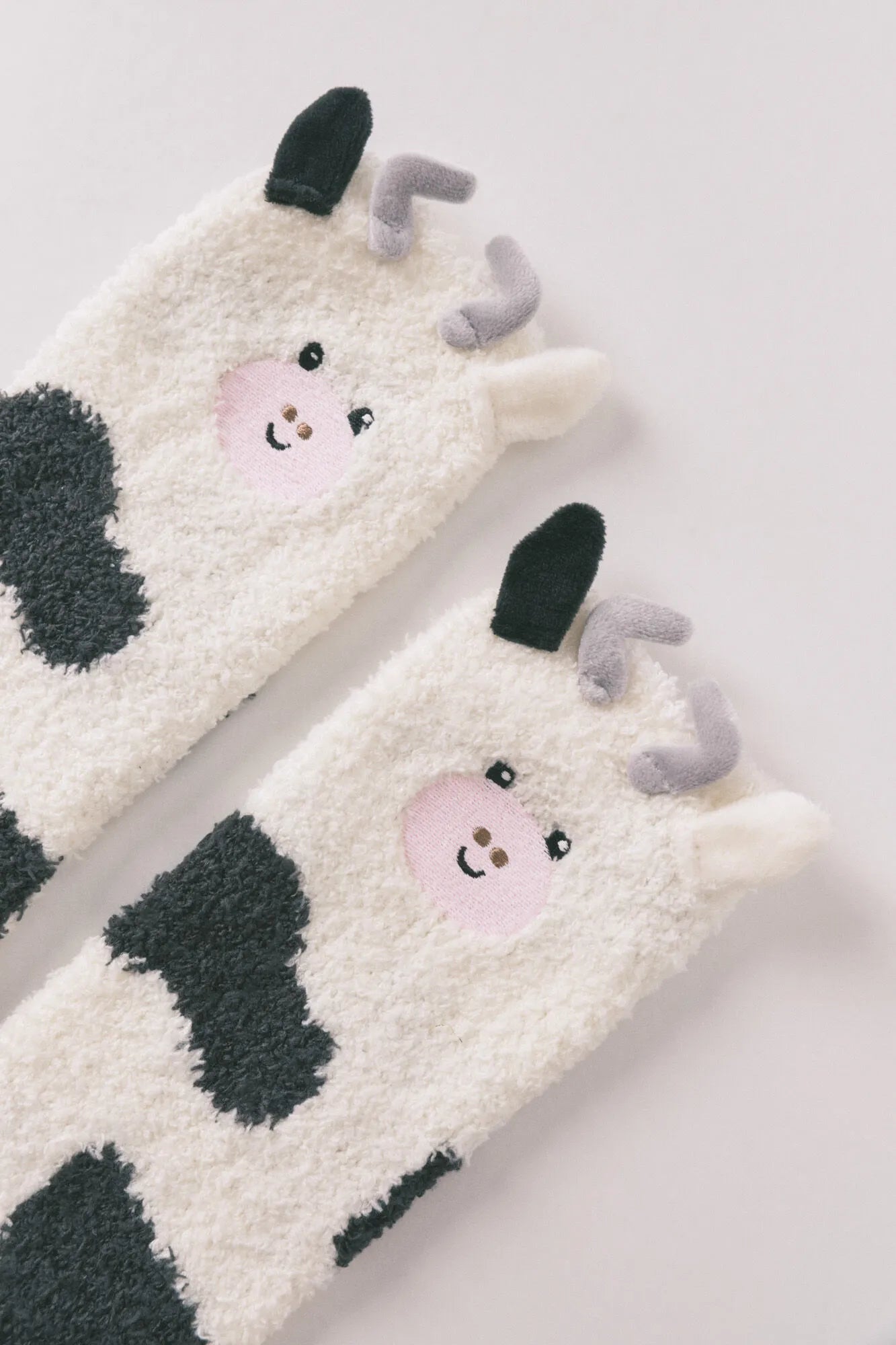 Women Secret_White_Long 3D Cow Print Hair Socks_3612487_99_01