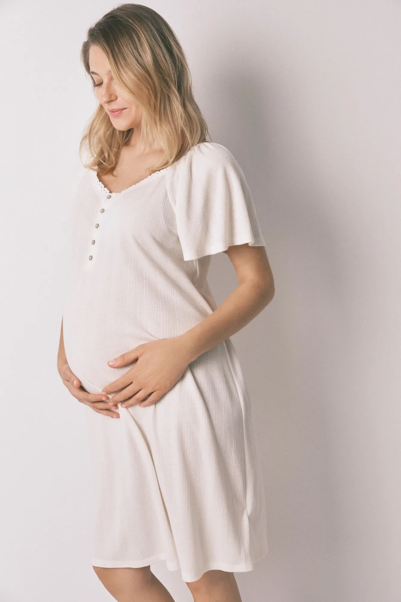 Women Secret_Ivory_White Pointelle Maternity Ruffle Nightgown_3633447_96_03
