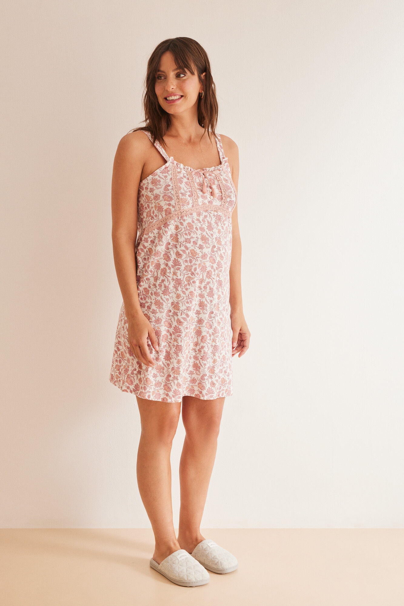 Straps Short Nightdress_3637222_70_03