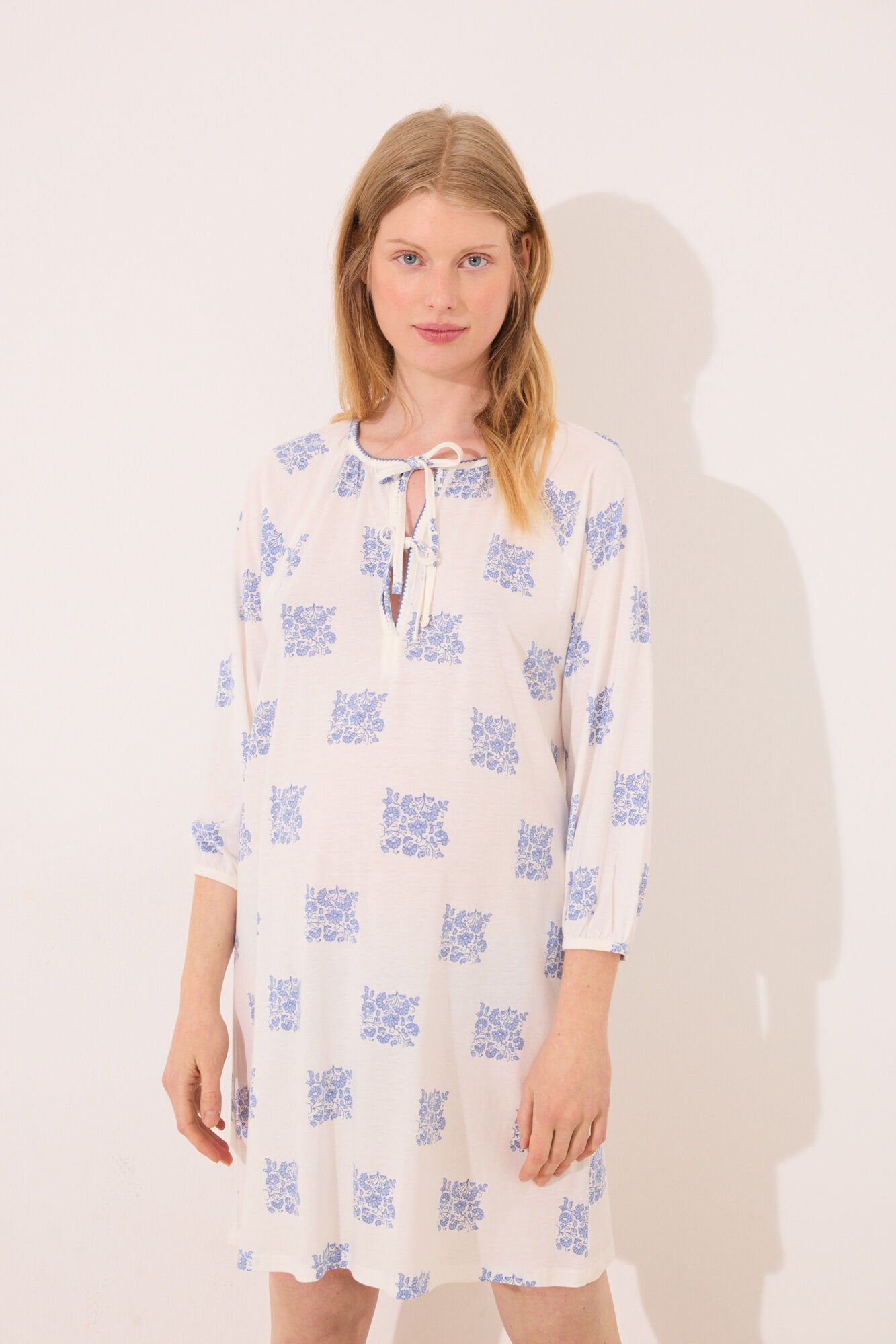 Women Secret_Short White "Maternity" Nightgown with Boho Print_3639163_96_03