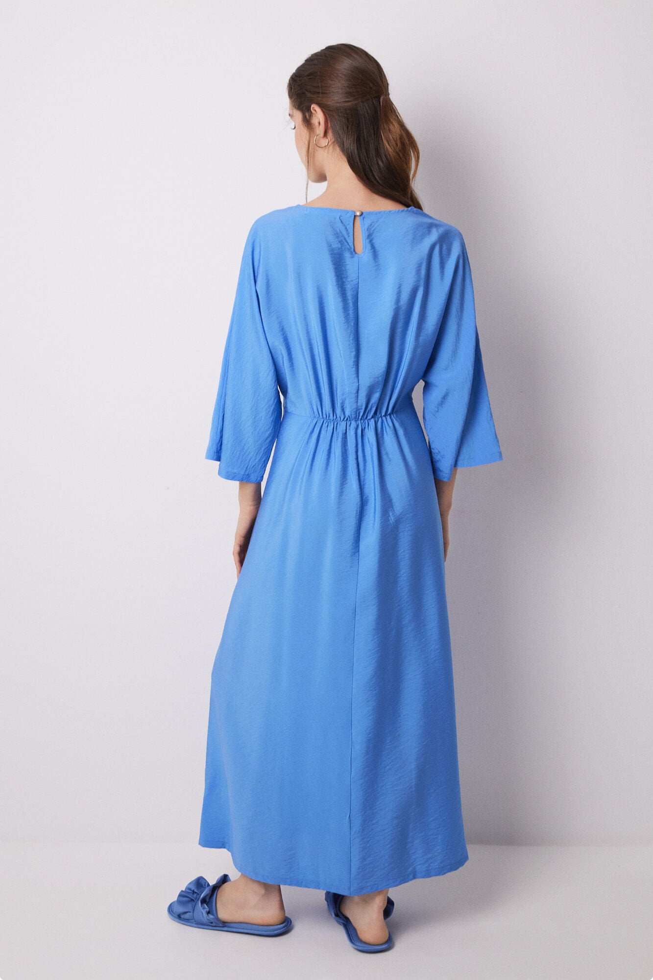 Women Secret_Blue Pleated Satin Caftan Dress_3639170_19_03