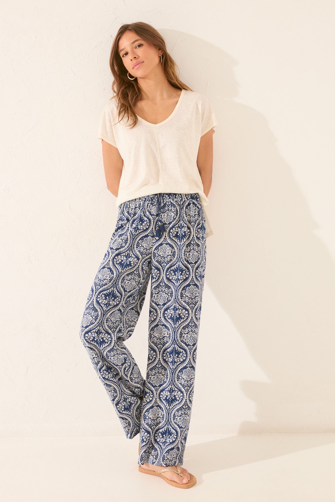 Women Secret_Long Allover Print Trouser_3702236_19_01