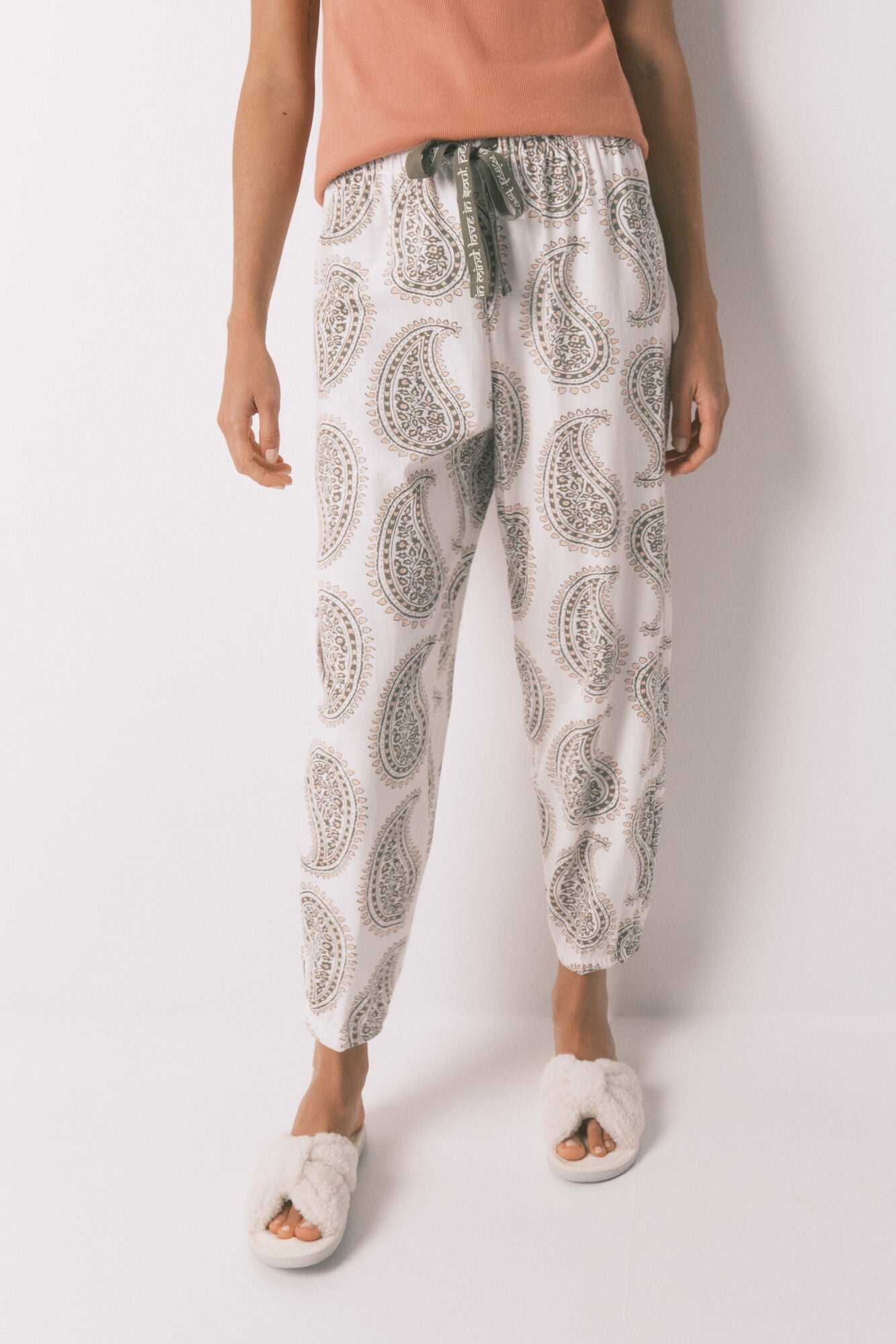 Women Secret_Ivory_100% Cotton Paisley Ivory Long Trouser_3702249_96_02