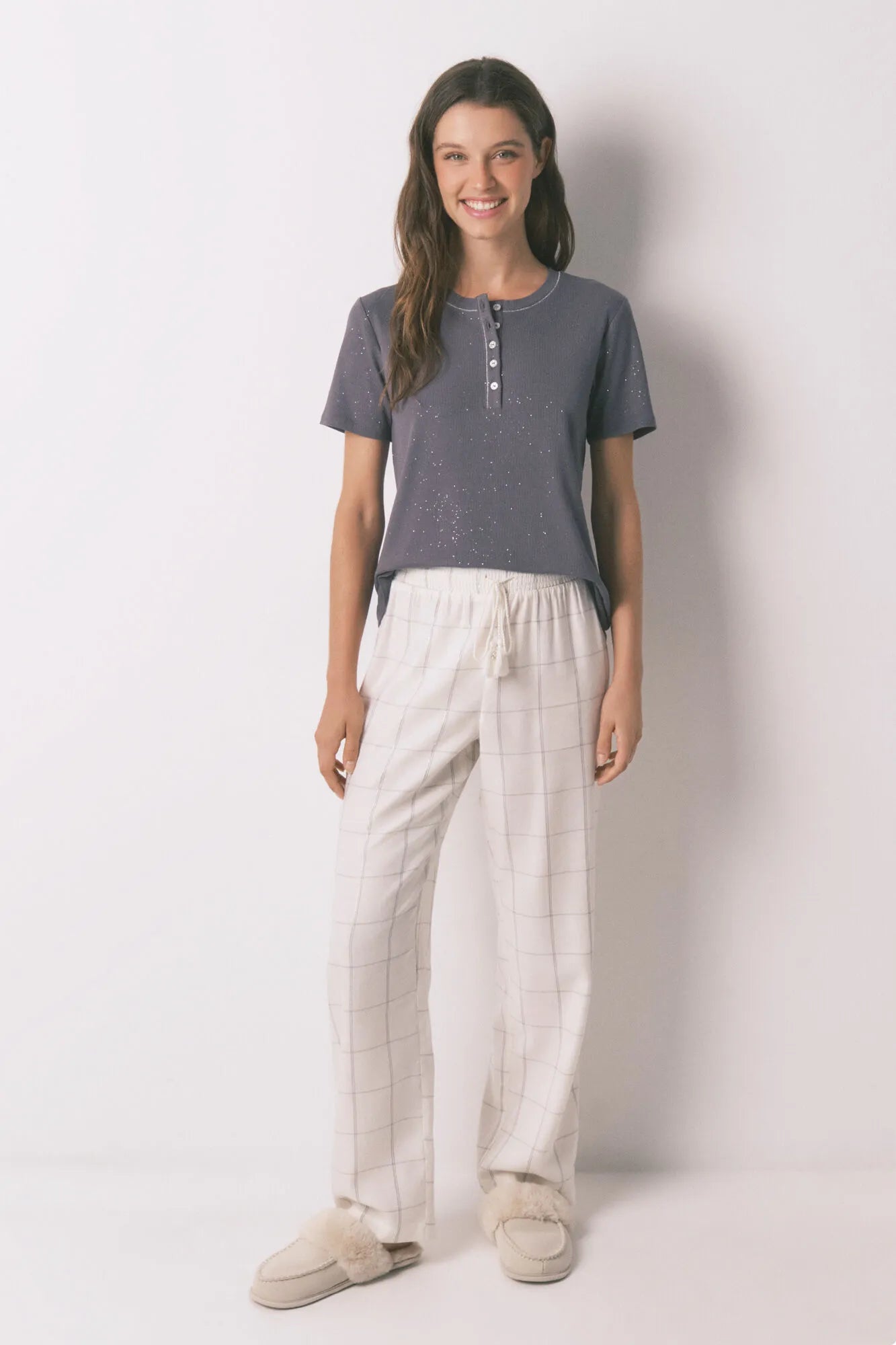 Women Secret_Ivory_Long White Flannel Trouser with a Checkered Print_3702285_96_02