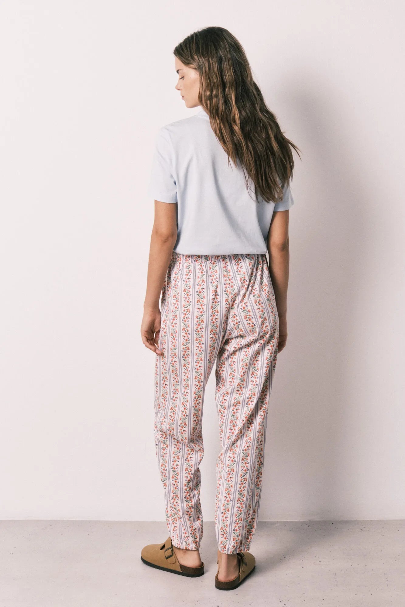 Women Secret Pink Women Floral Print 100% Cotton Carrot Trousers SKU: 3703230_73 Image 04