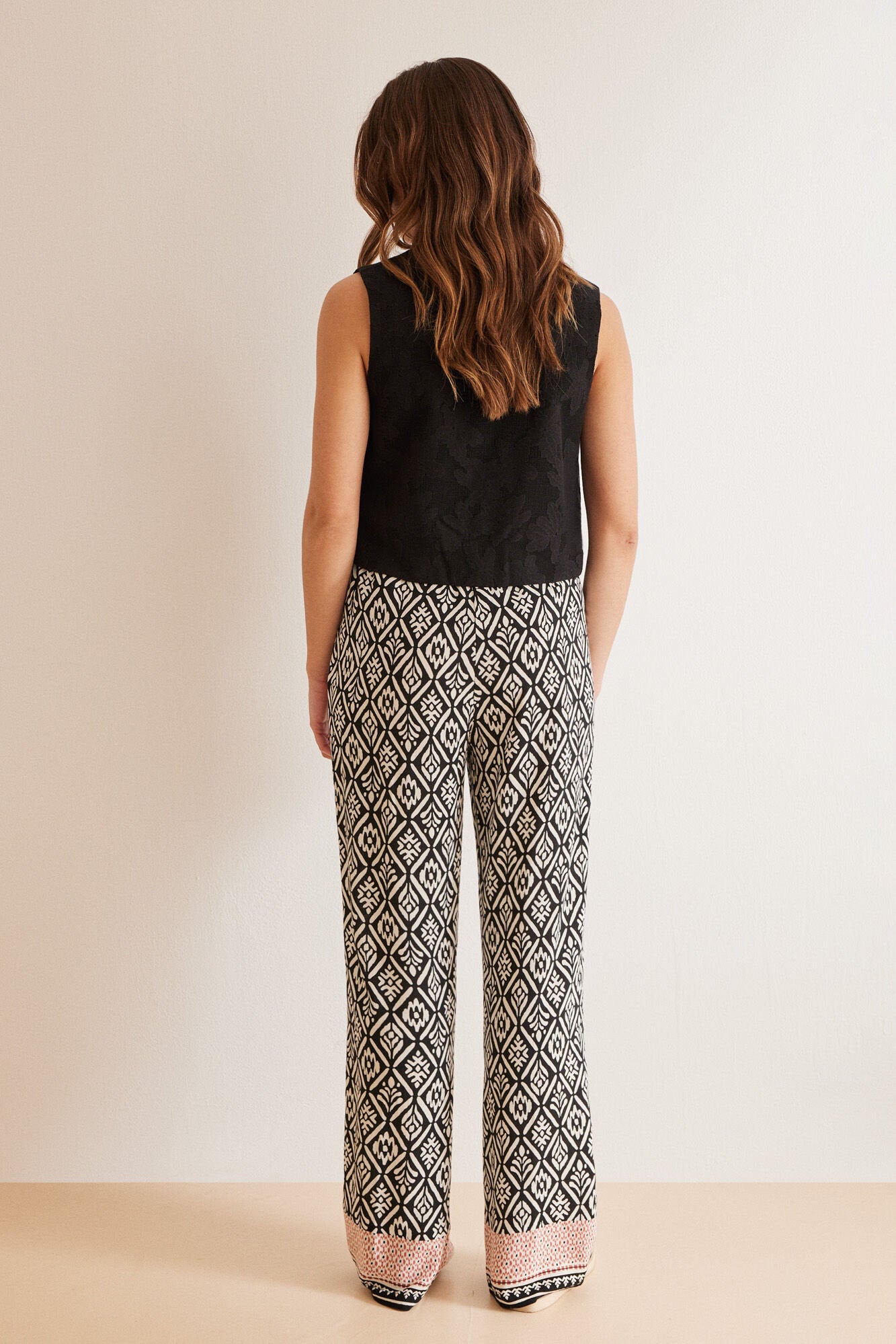 Black Long Pant_3707205_01_04
