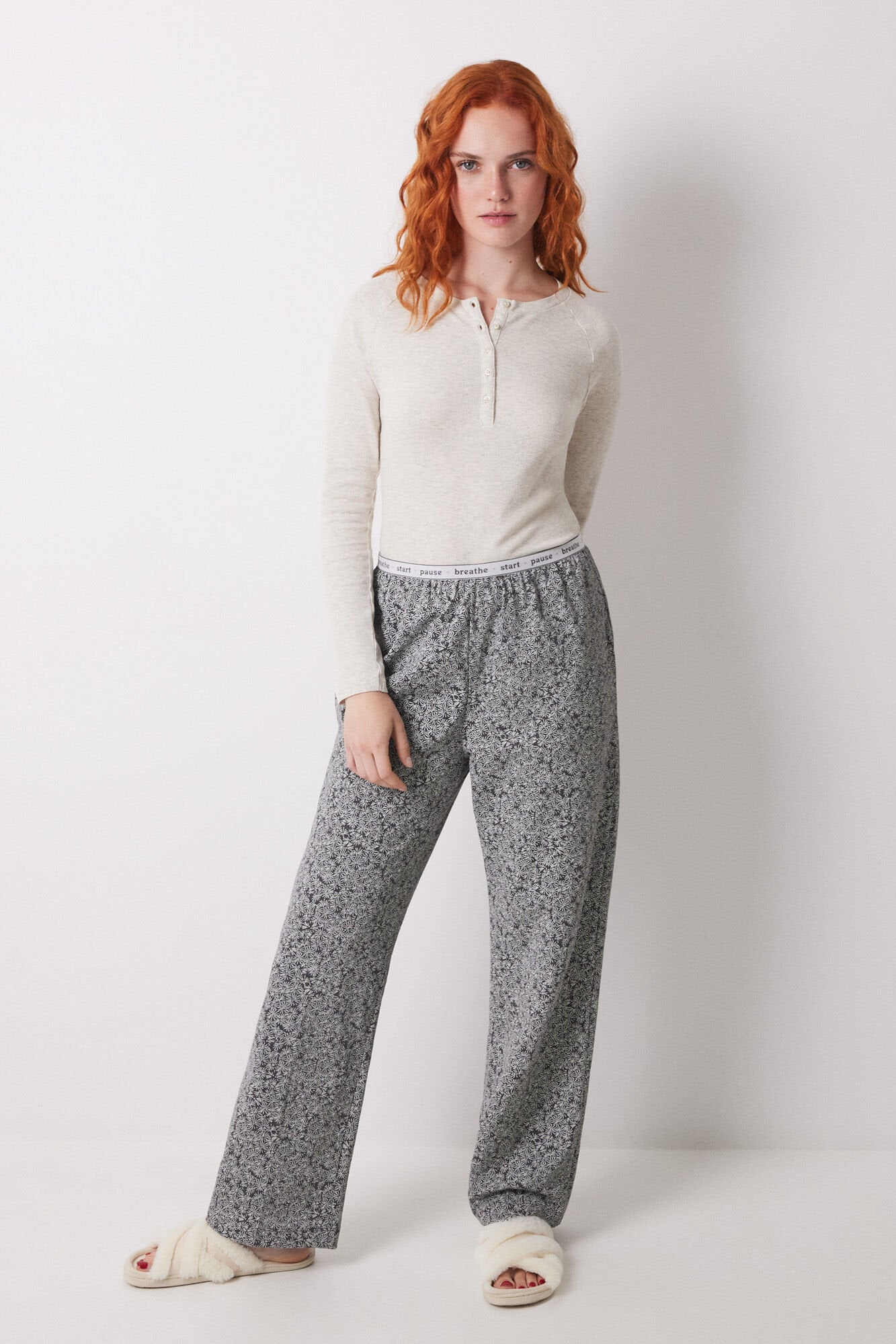 Women Secret_Long Trouser with Green Flower Print_3709644_46_01