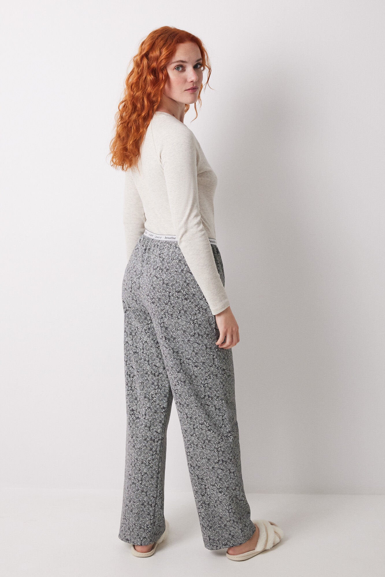 Women Secret_Long Trouser with Green Flower Print_3709644_46_04