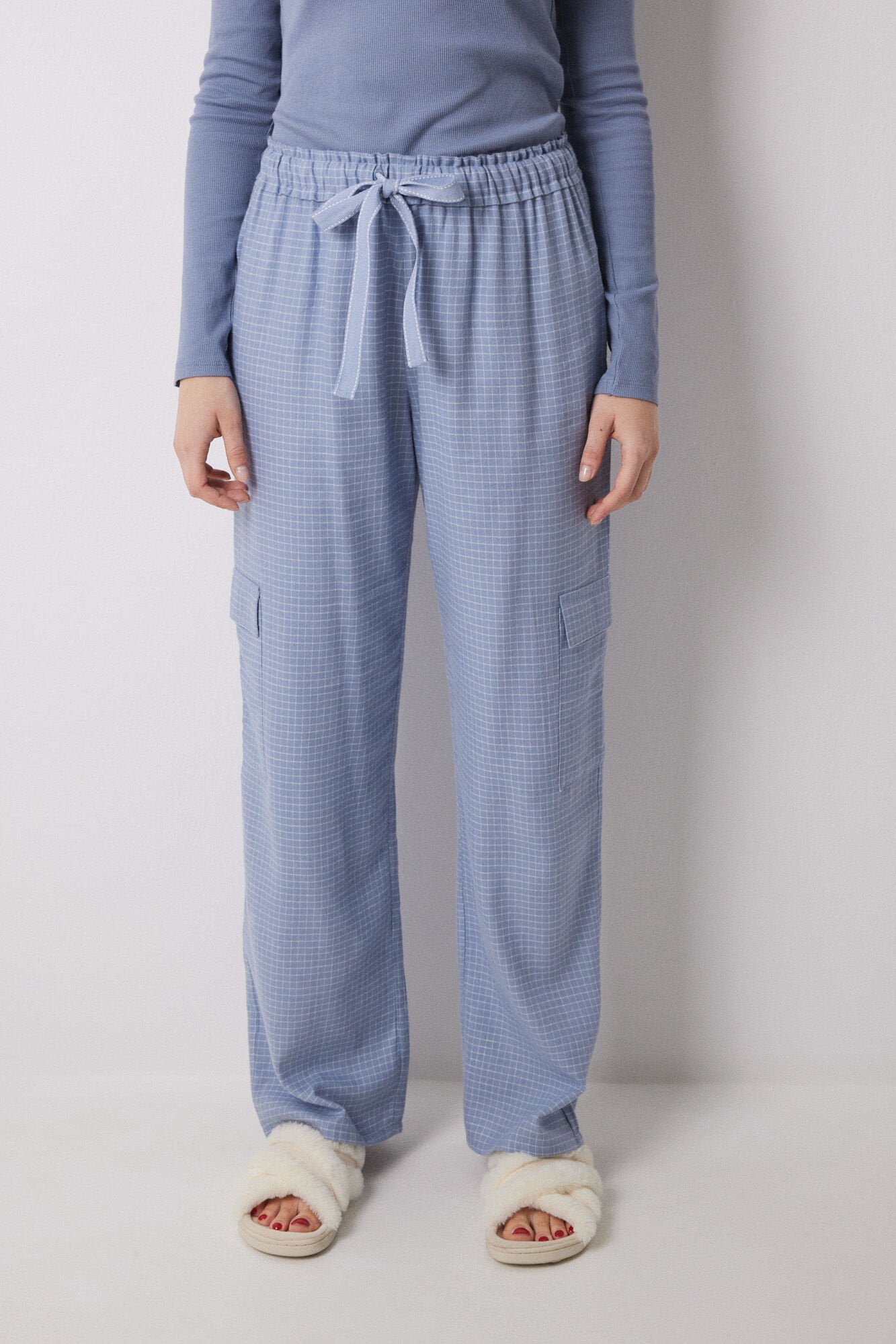 Women Secret_Long Cargo Trouser with Checkered Print_3709646_17_05