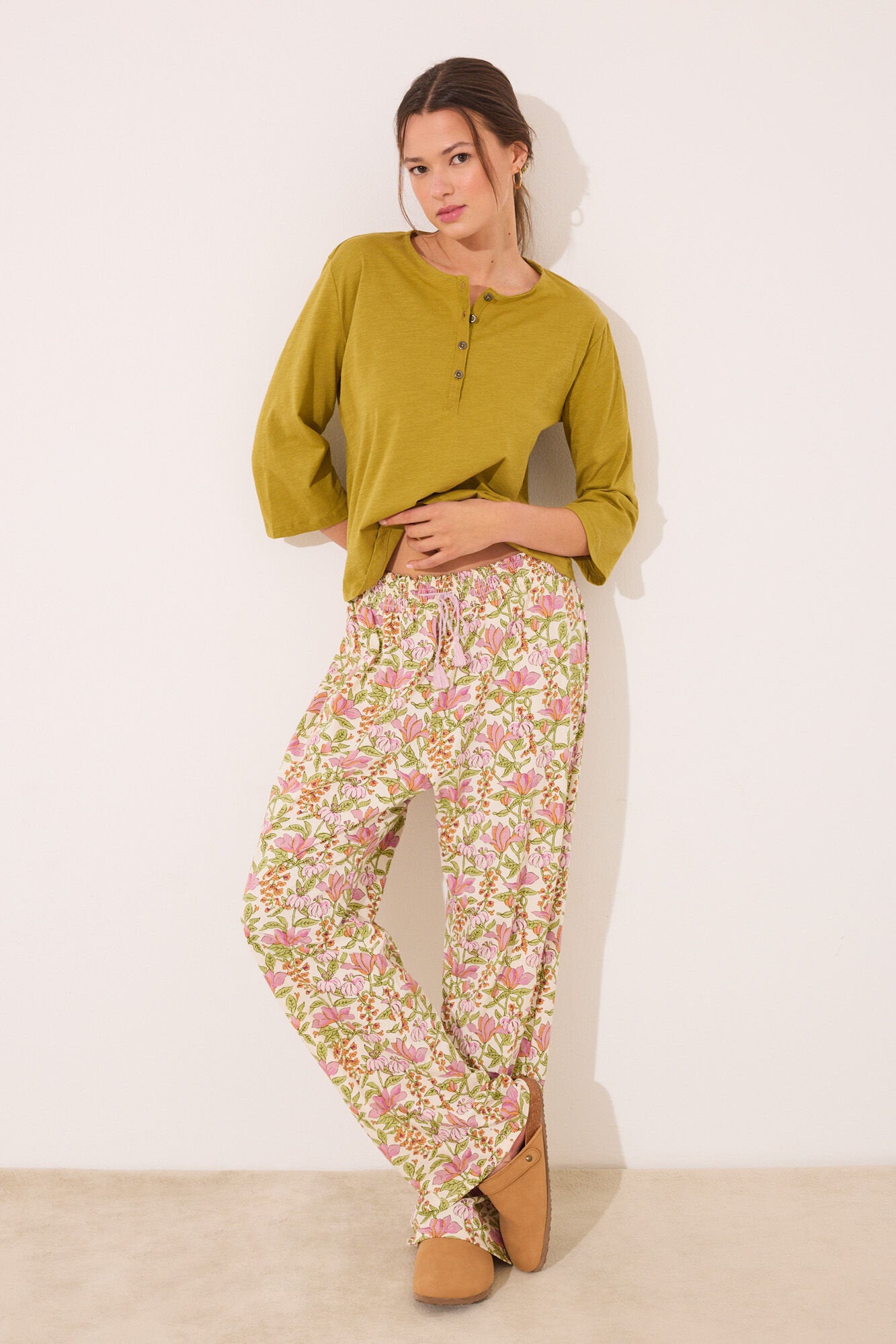 Women Secret_Long Lounge Trouser 100% Cotton Flowers_3709654_97_01