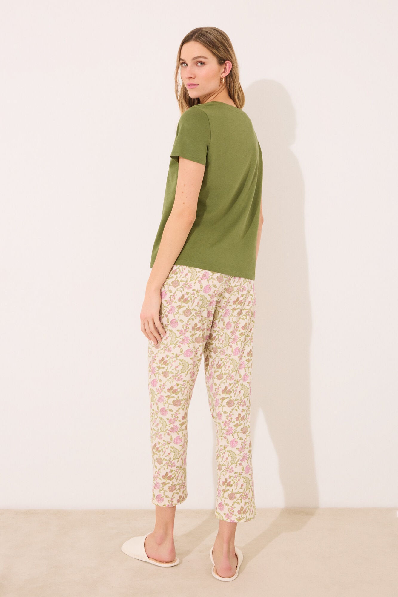 Women Secret_Long Carrot Trouser 100% Cotton Flower_3709655_98_03
