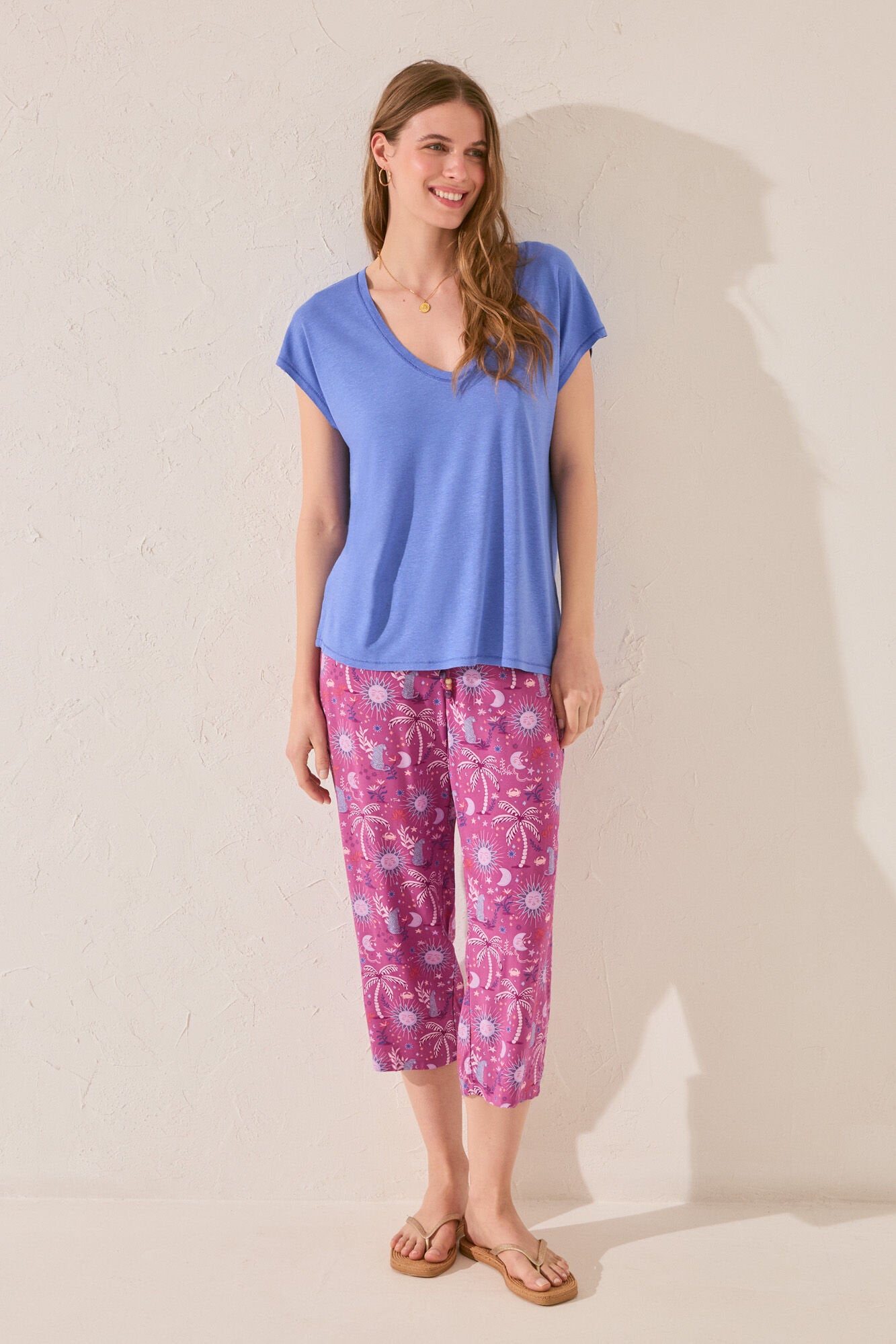 Women Secret_Purple/Lilac Print Viscose Capri Trouser_3709666_79_01