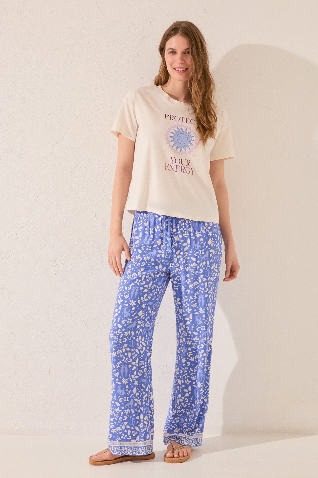 Women Secret_Long Blue Print Viscose Trouser_3709667_19_01